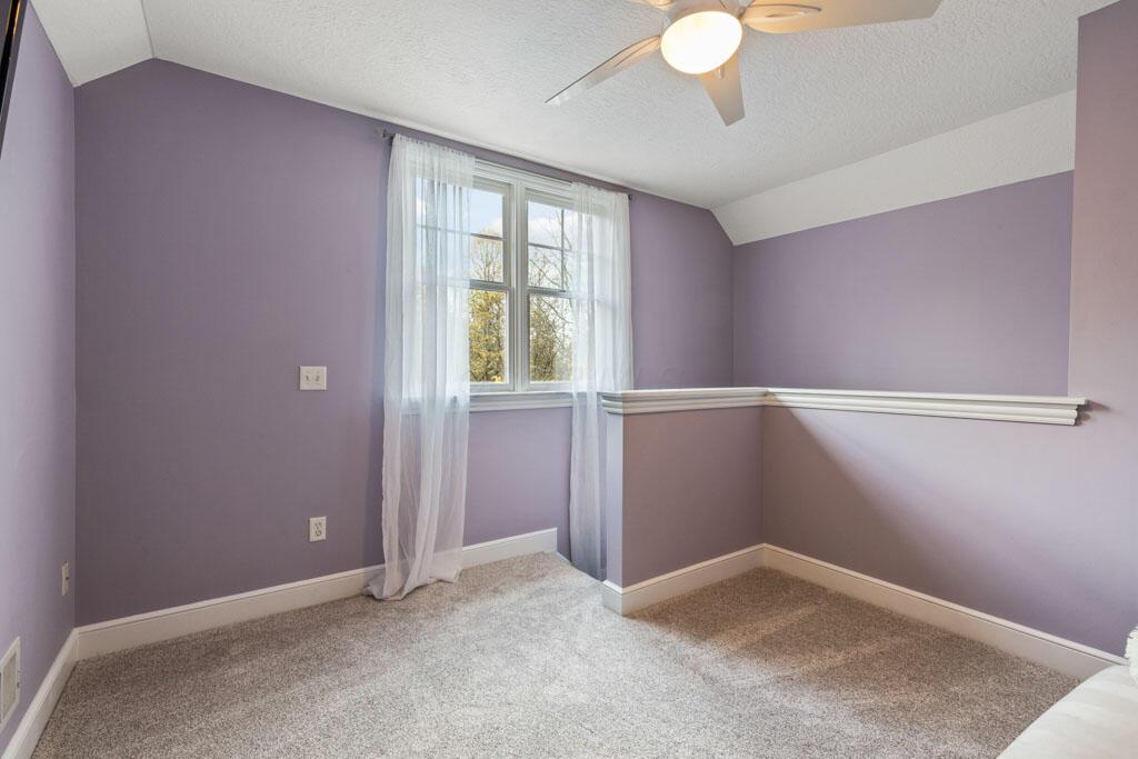 435 TRLLIUM Drive, Galloway