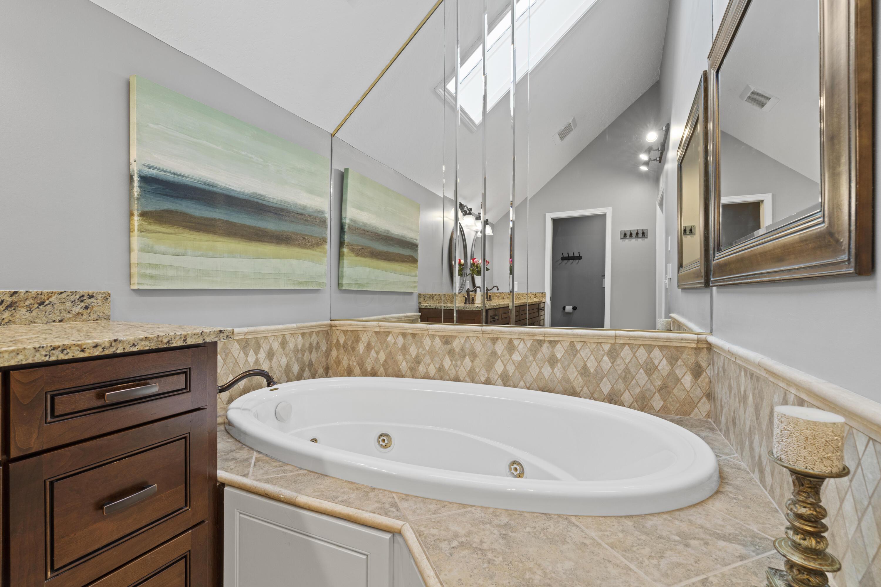 613 Millwood Court, Columbus