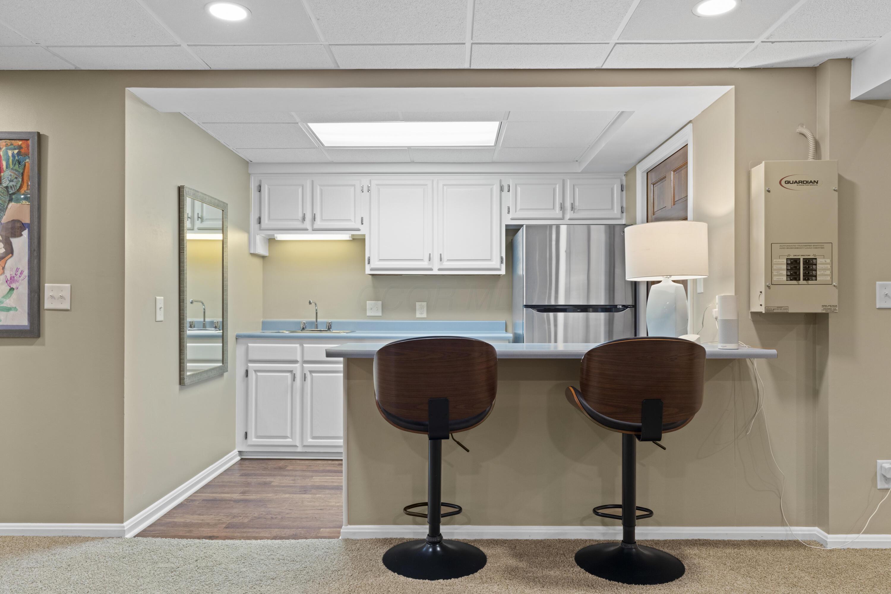 613 Millwood Court, Columbus