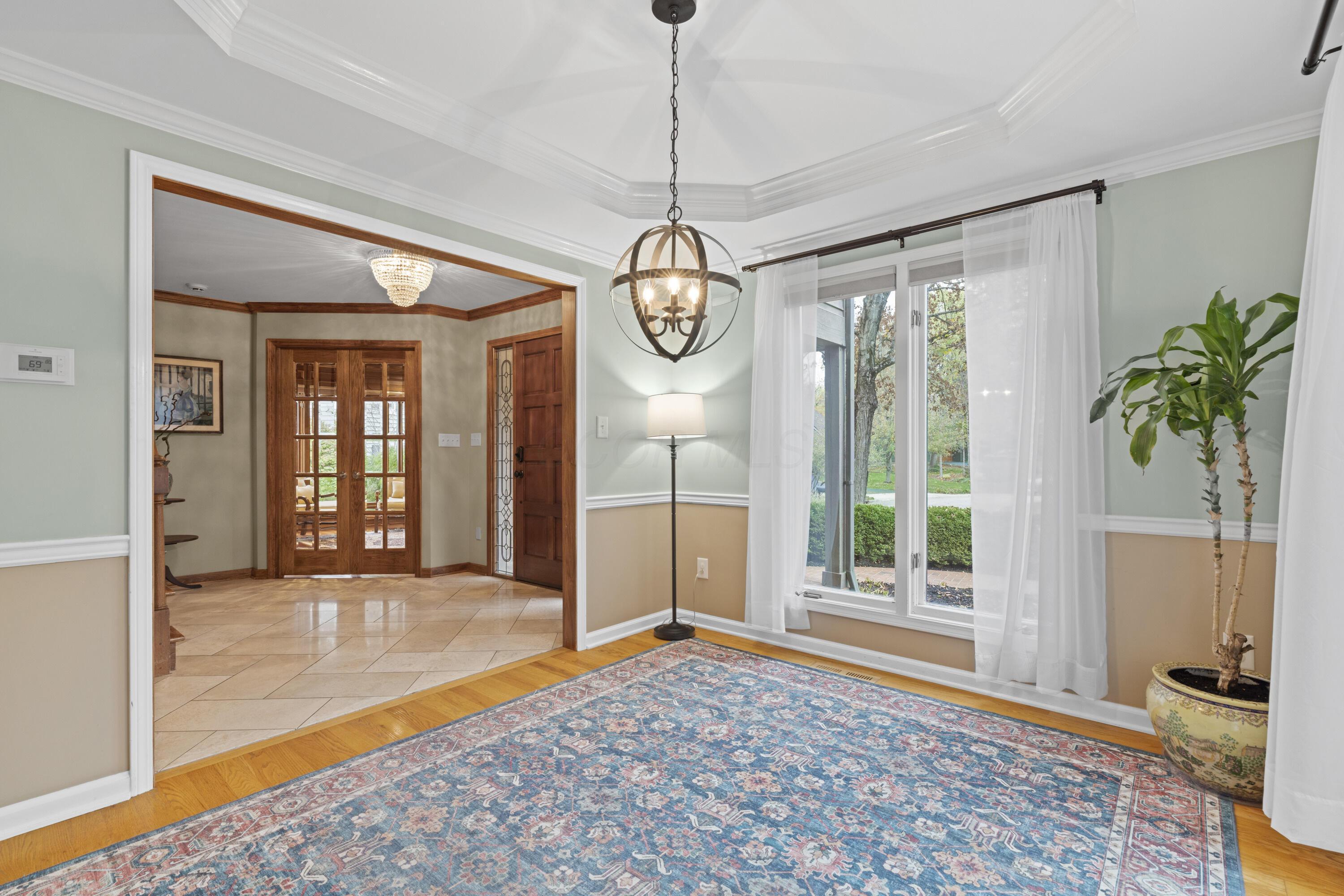 613 Millwood Court, Columbus