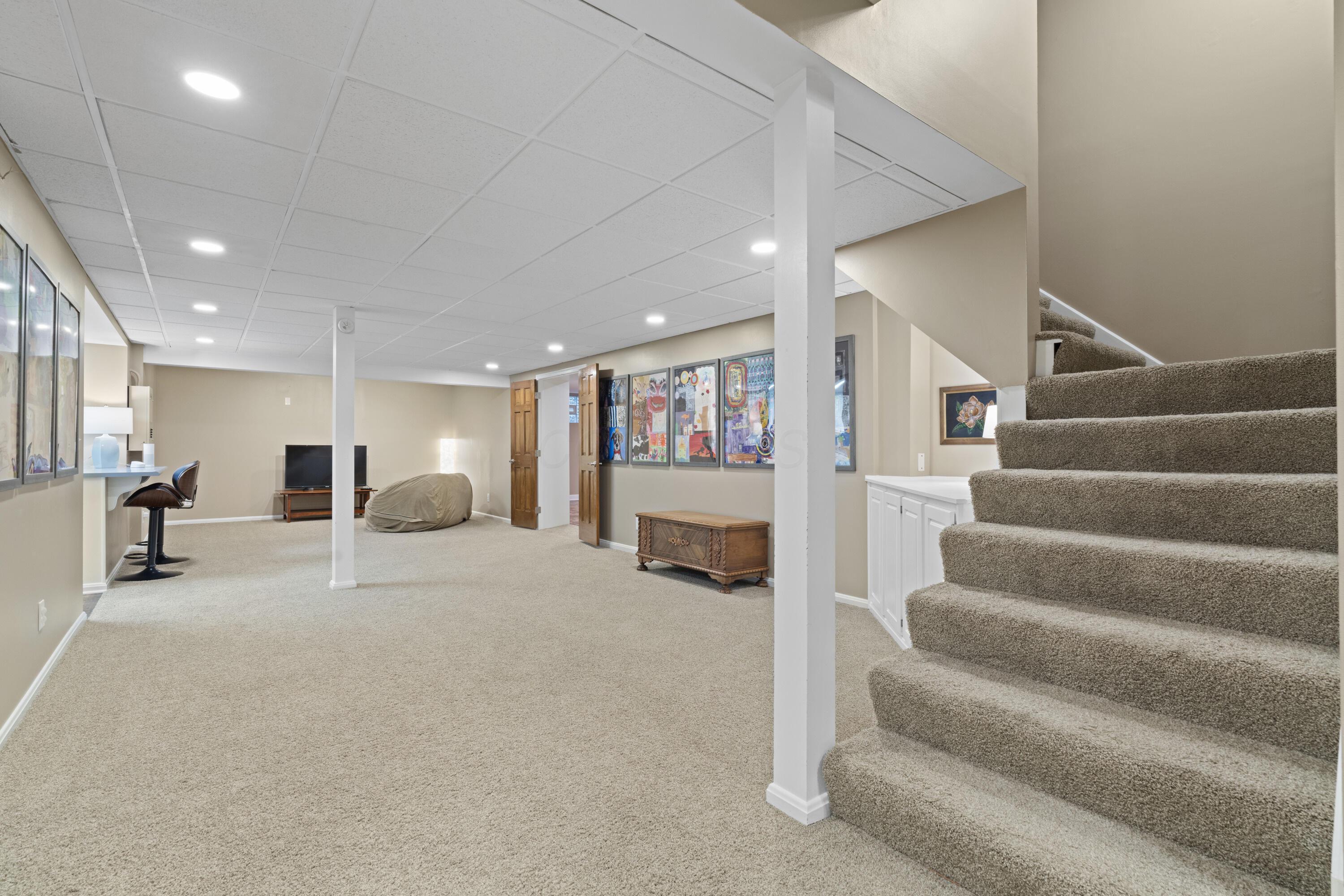 613 Millwood Court, Columbus