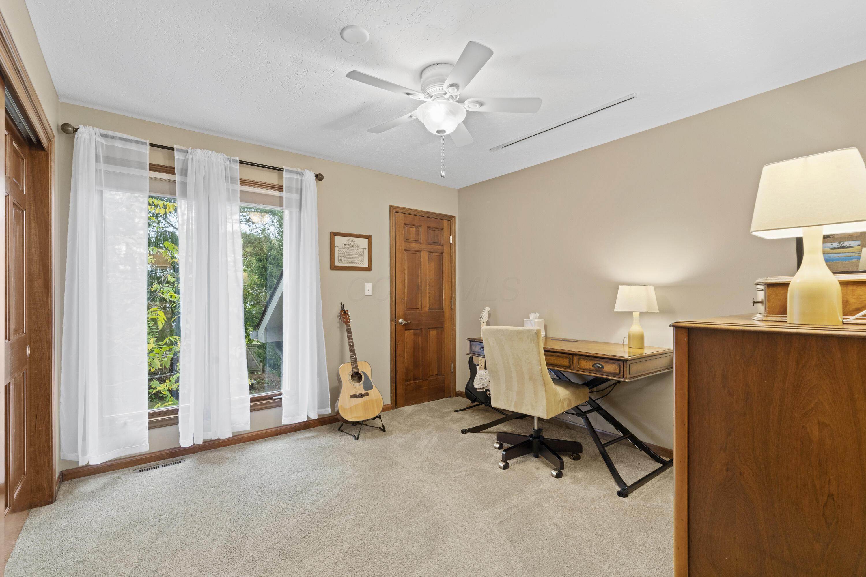 613 Millwood Court, Columbus