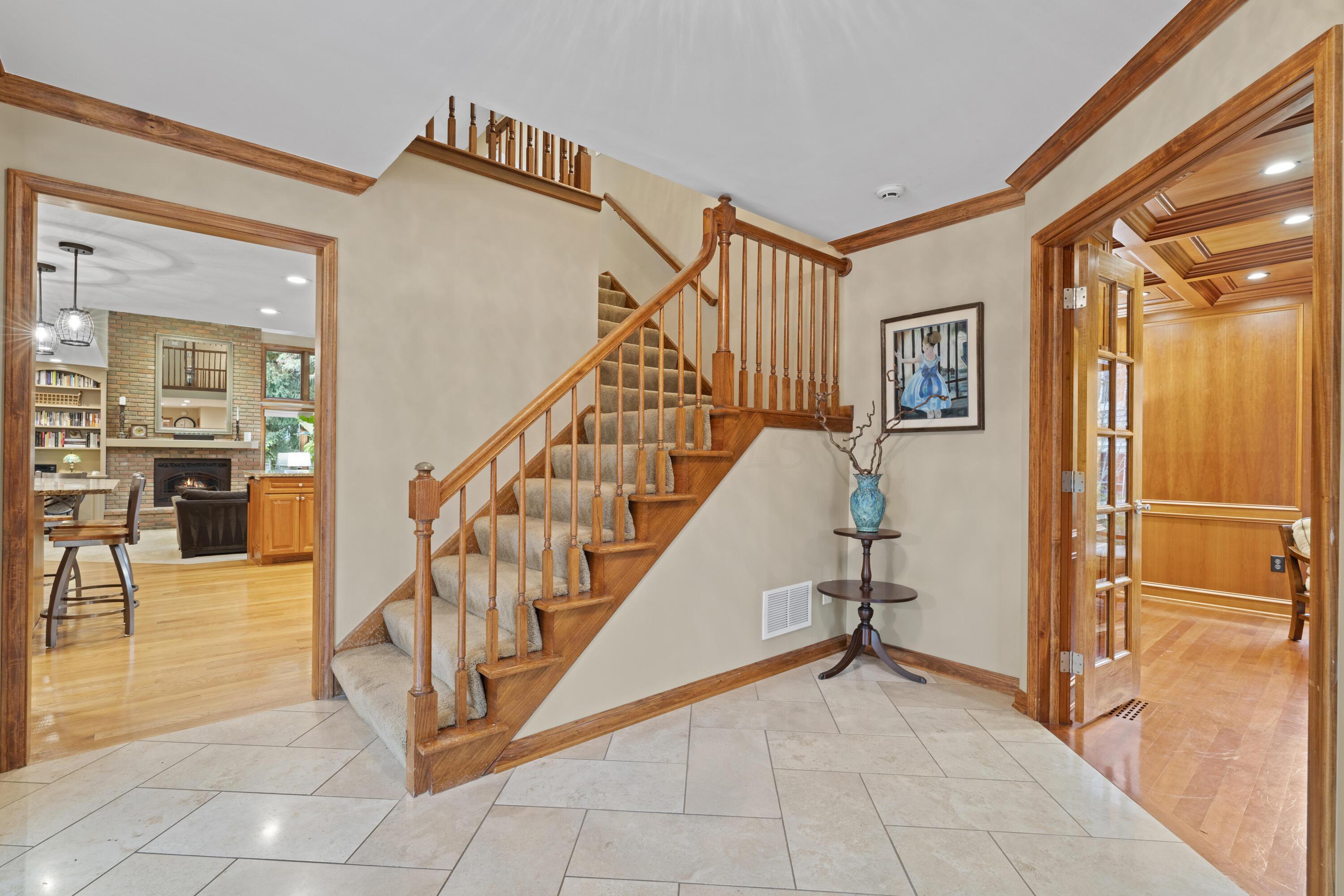 613 Millwood Court, Columbus