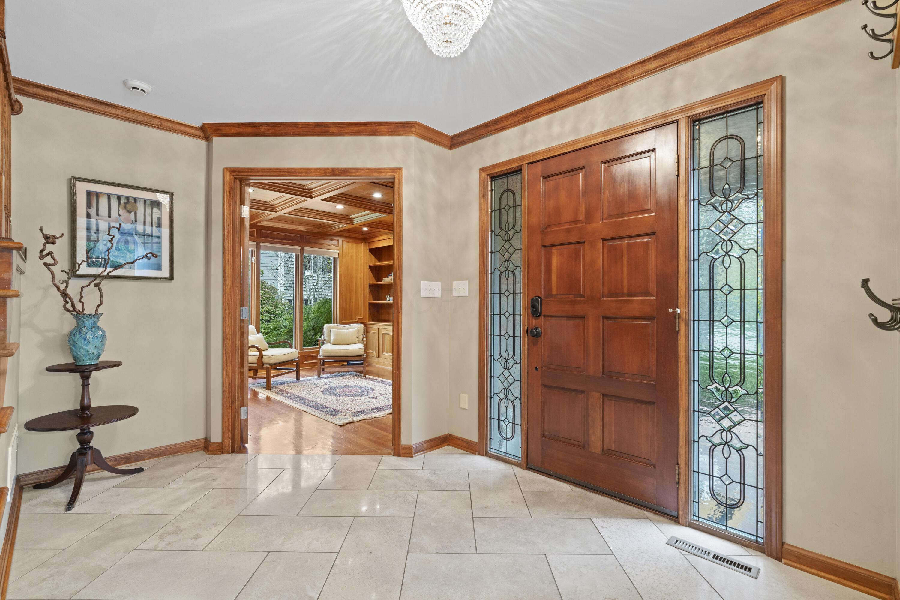 613 Millwood Court, Columbus