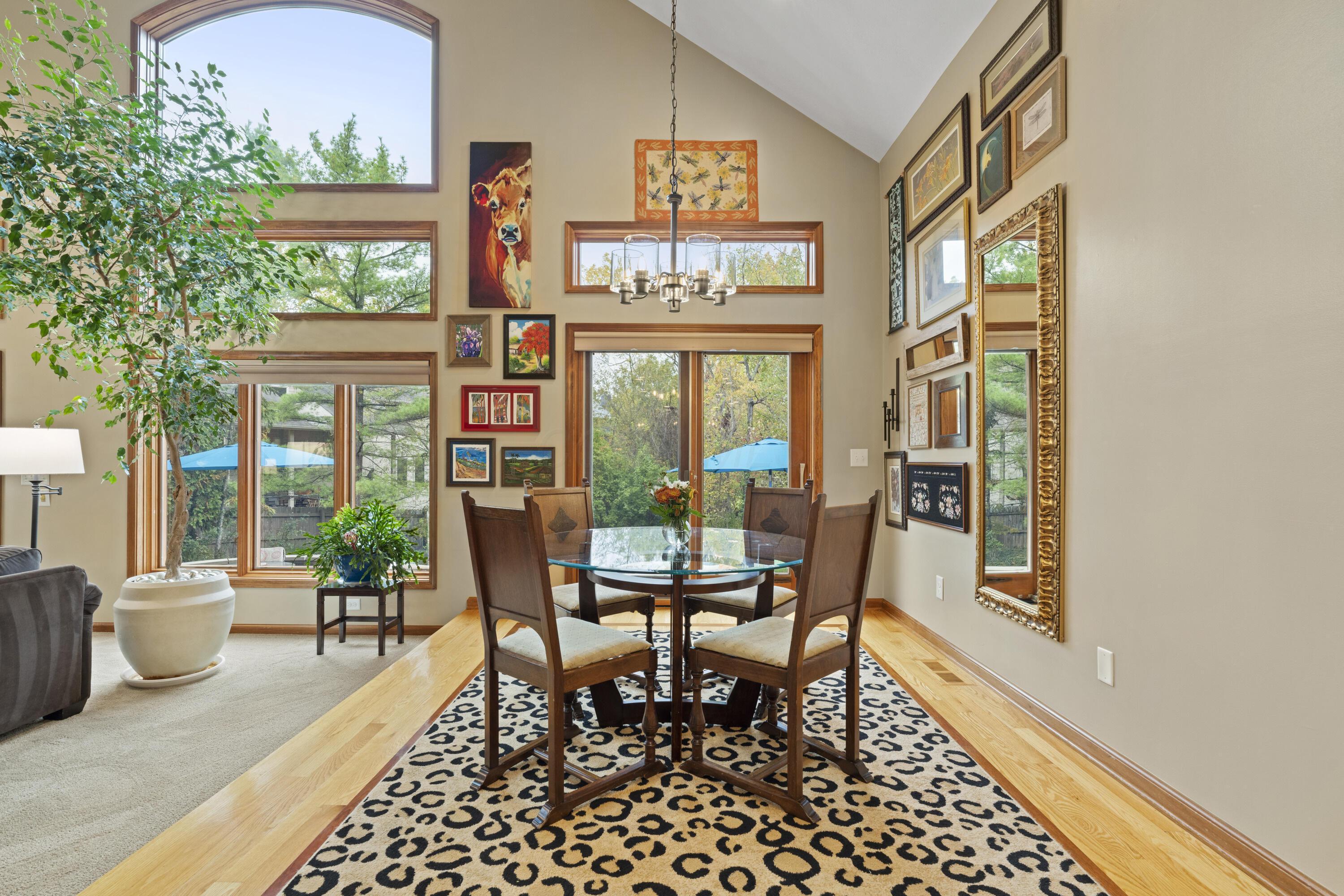 613 Millwood Court, Columbus