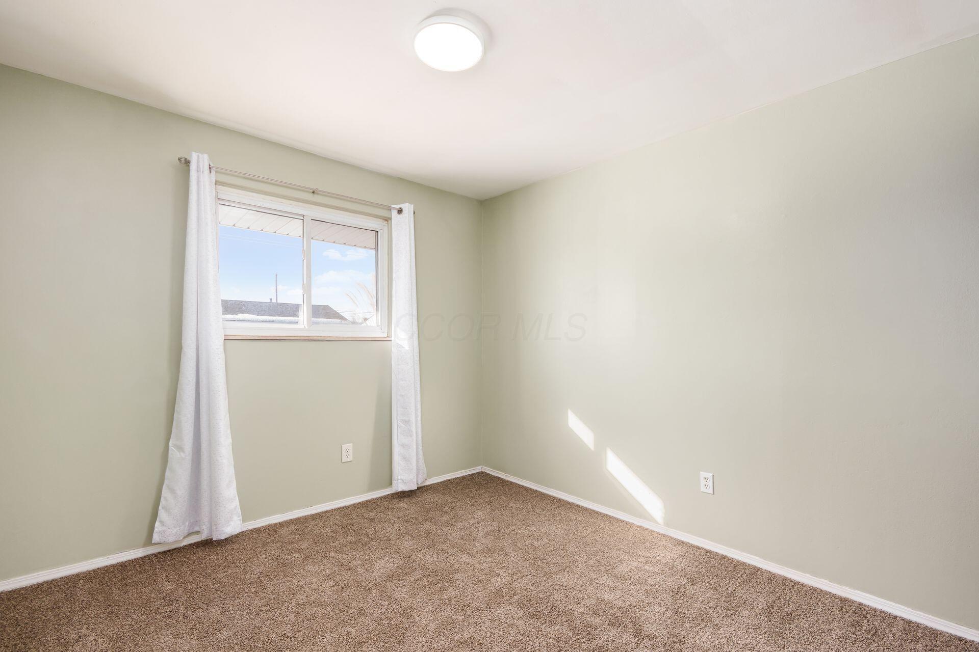 884 Bruckner Road, Columbus