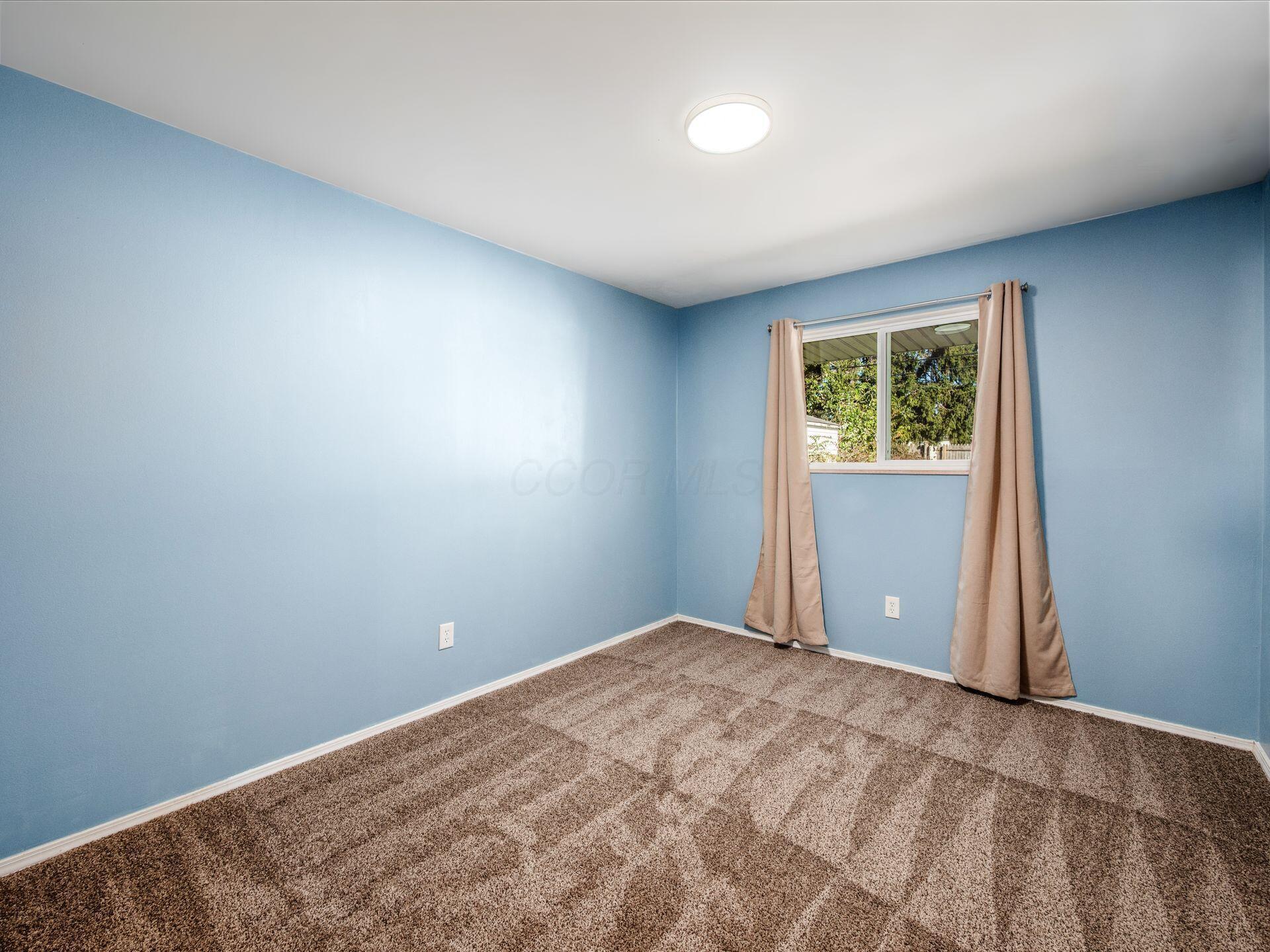 884 Bruckner Road, Columbus