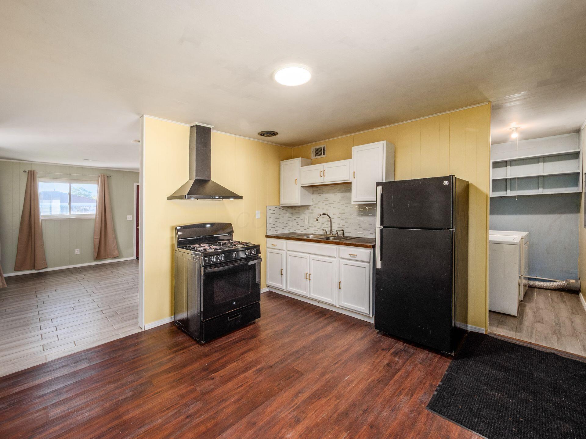 884 Bruckner Road, Columbus