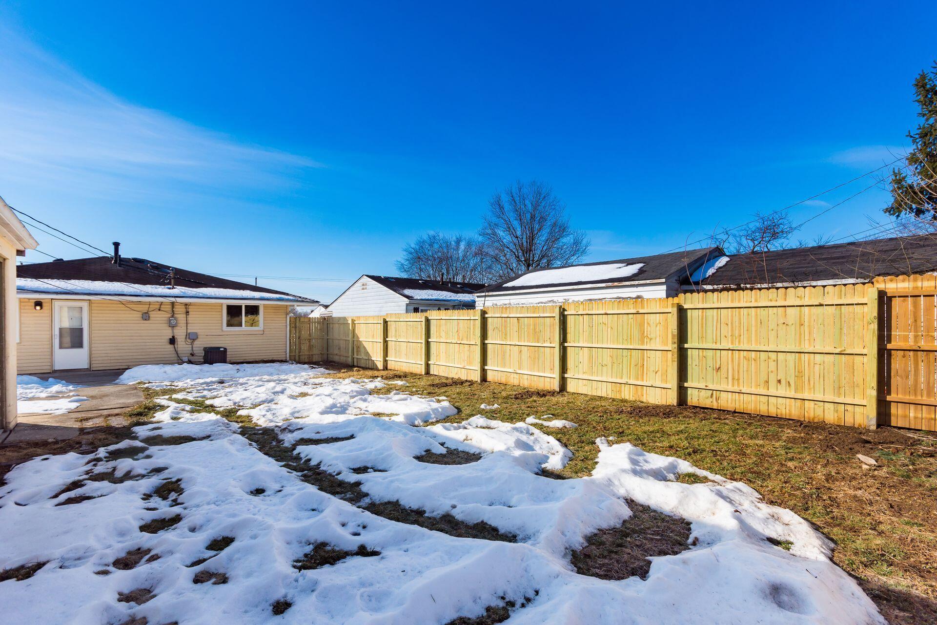 884 Bruckner Road, Columbus