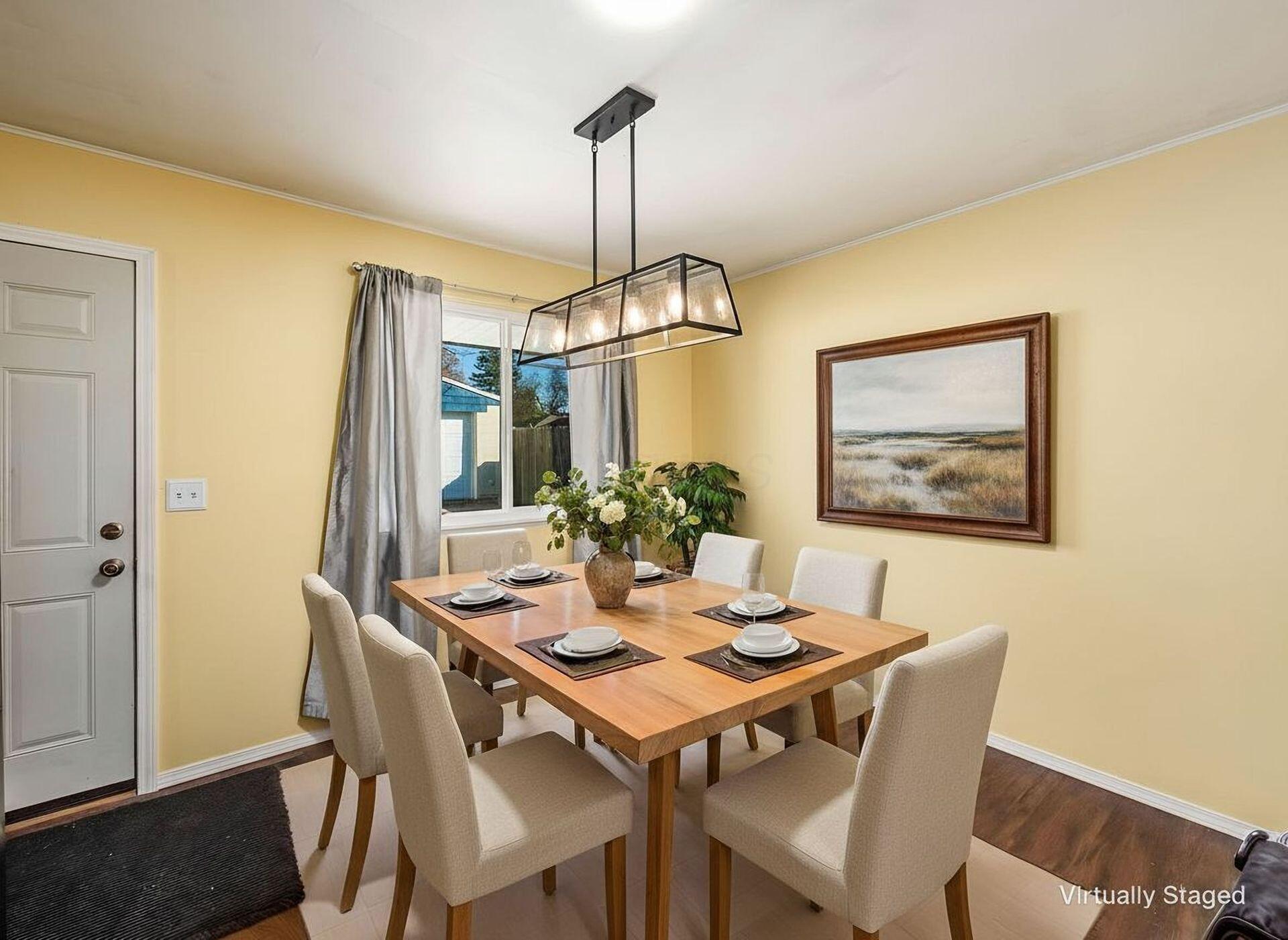 884 Bruckner Road, Columbus