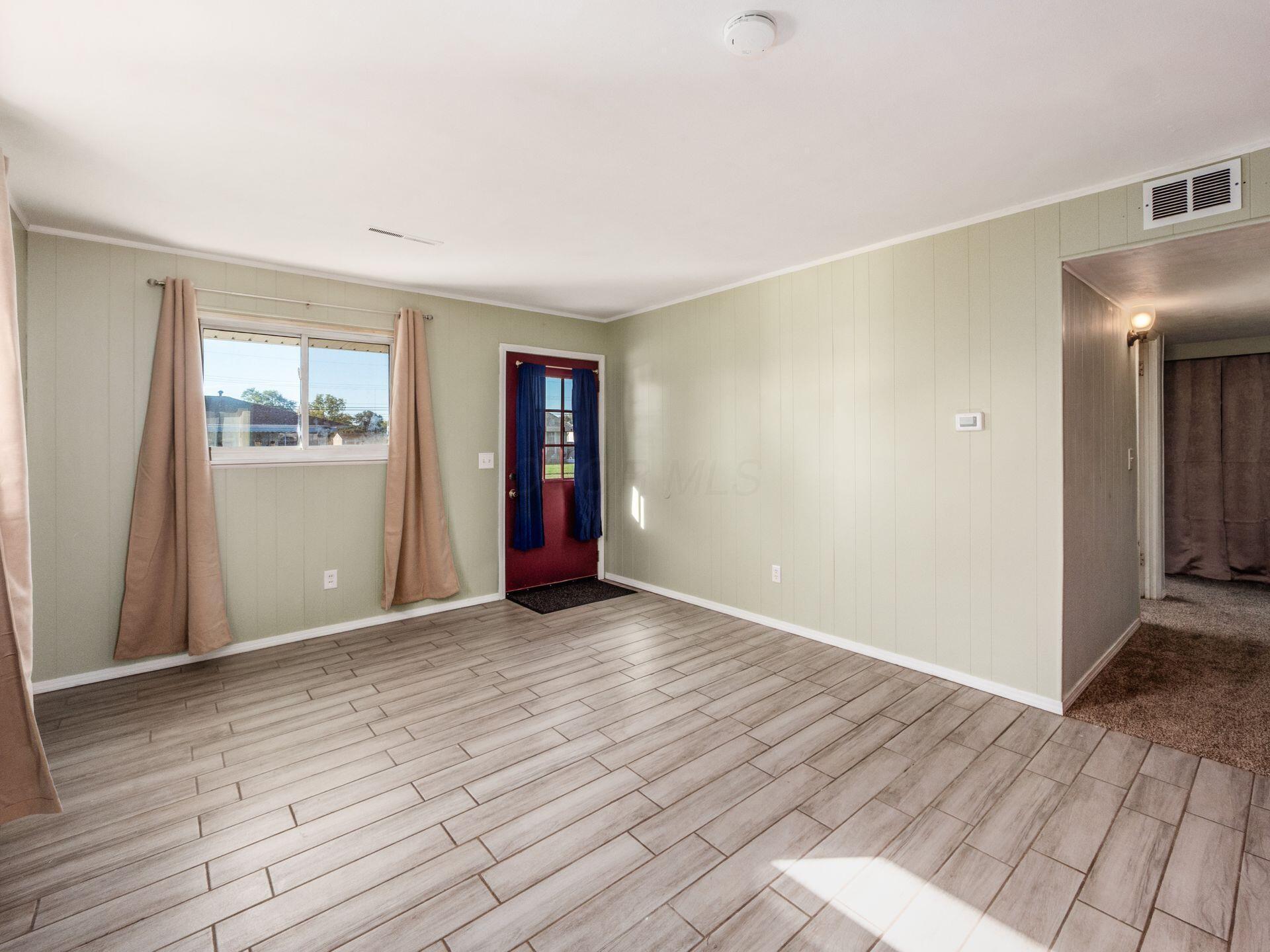 884 Bruckner Road, Columbus