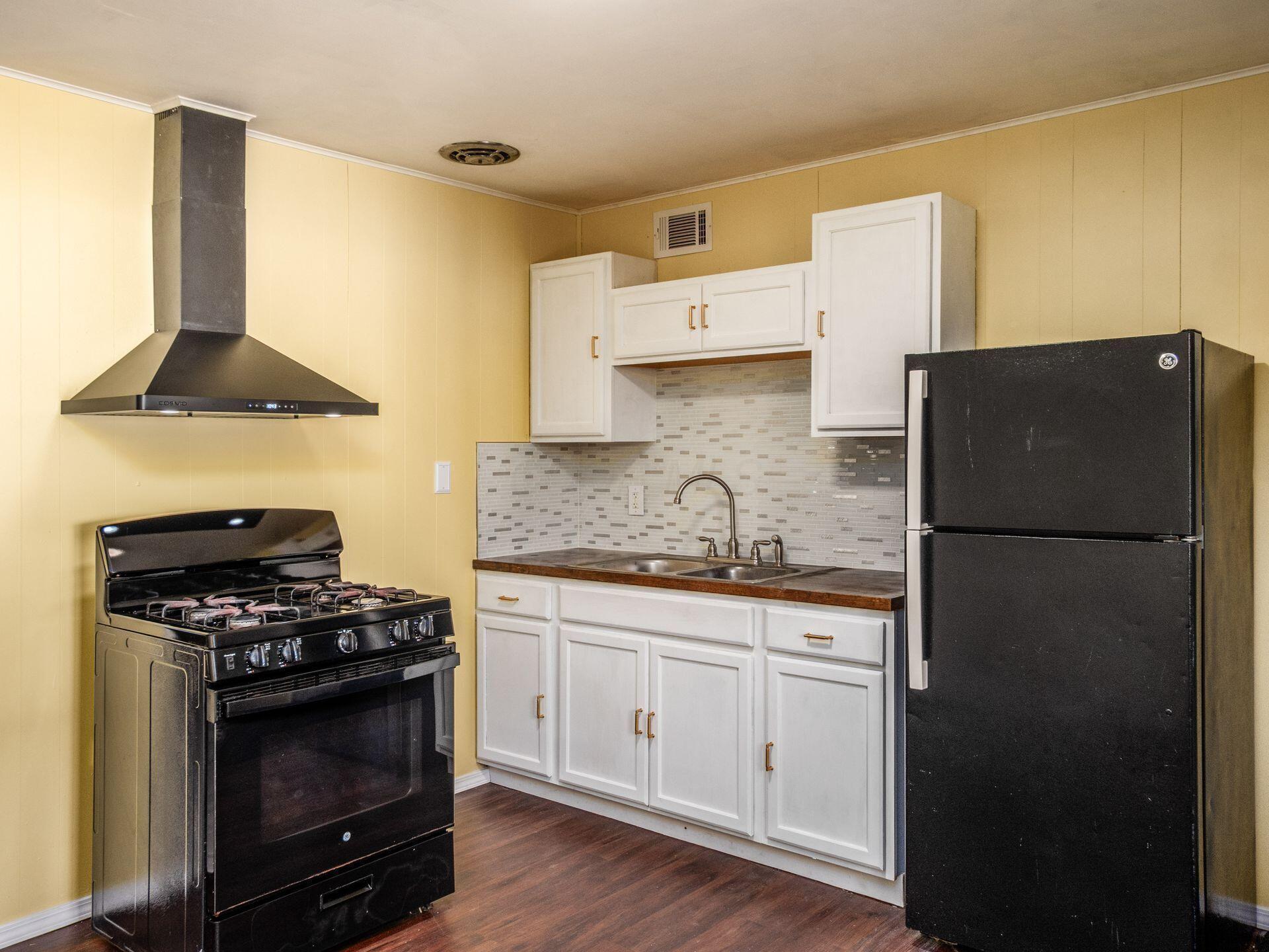 884 Bruckner Road, Columbus