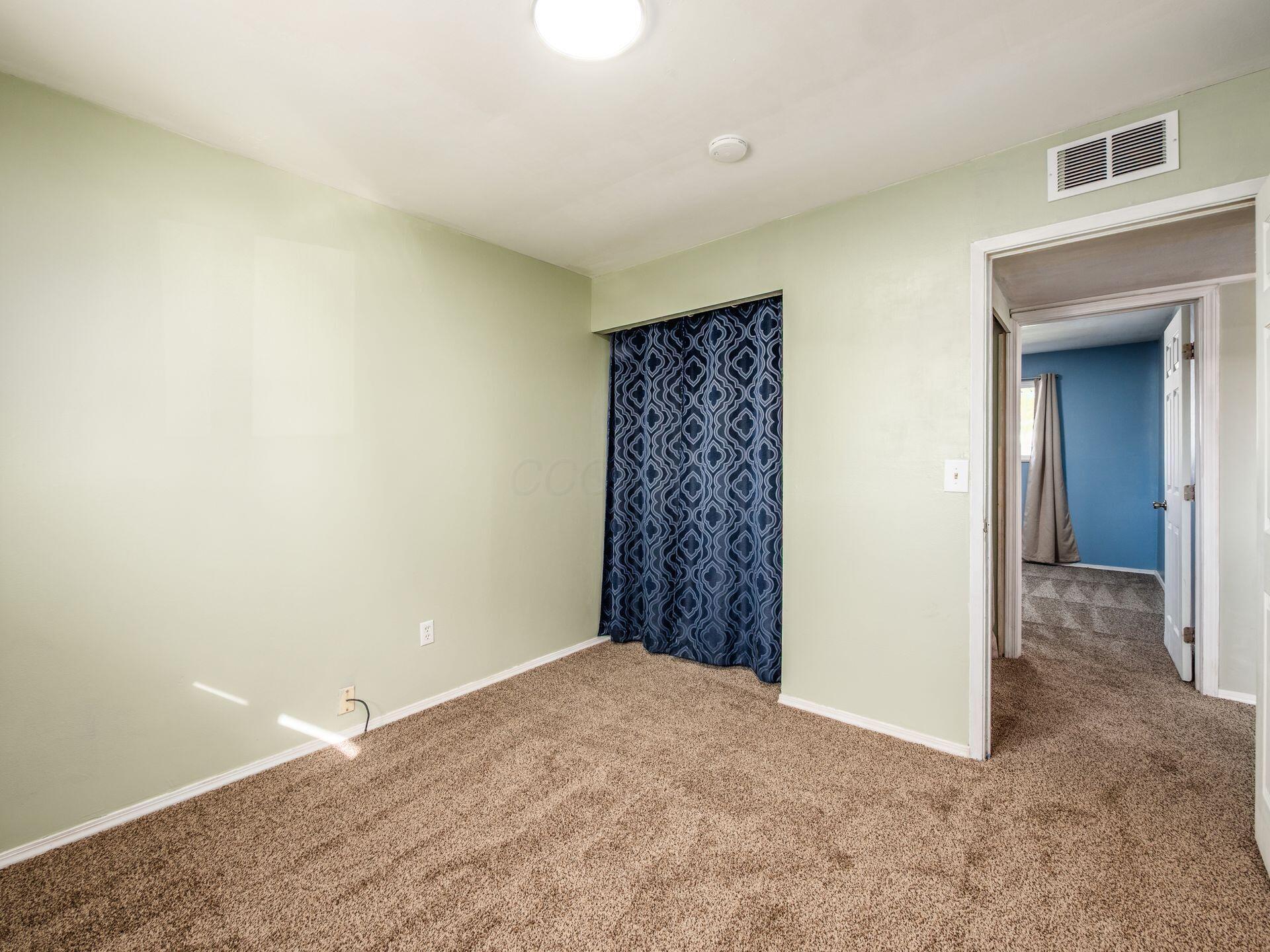 884 Bruckner Road, Columbus