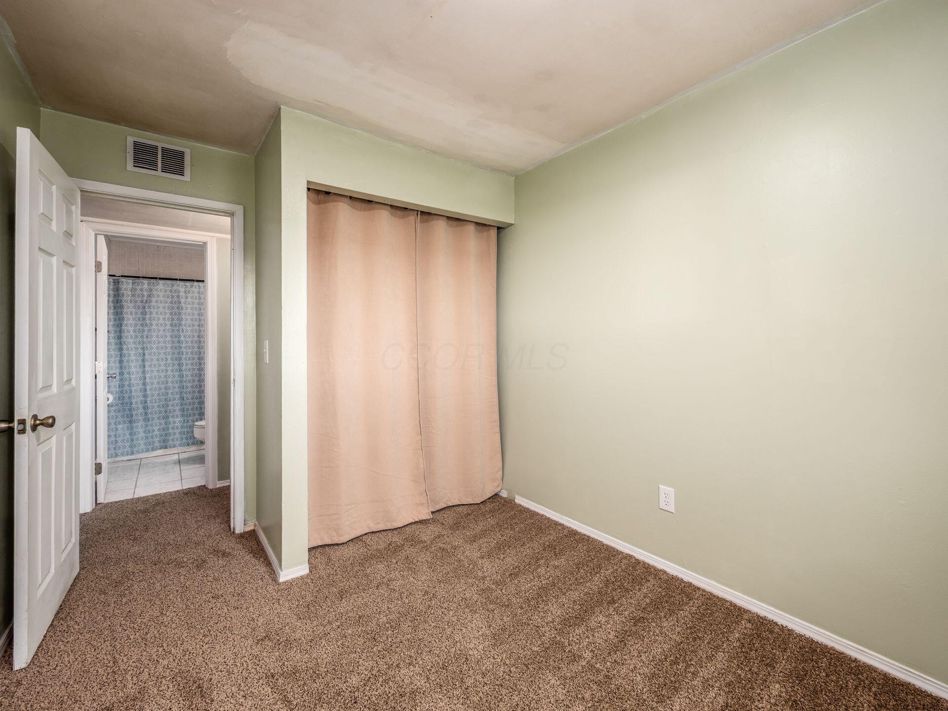 884 Bruckner Road, Columbus