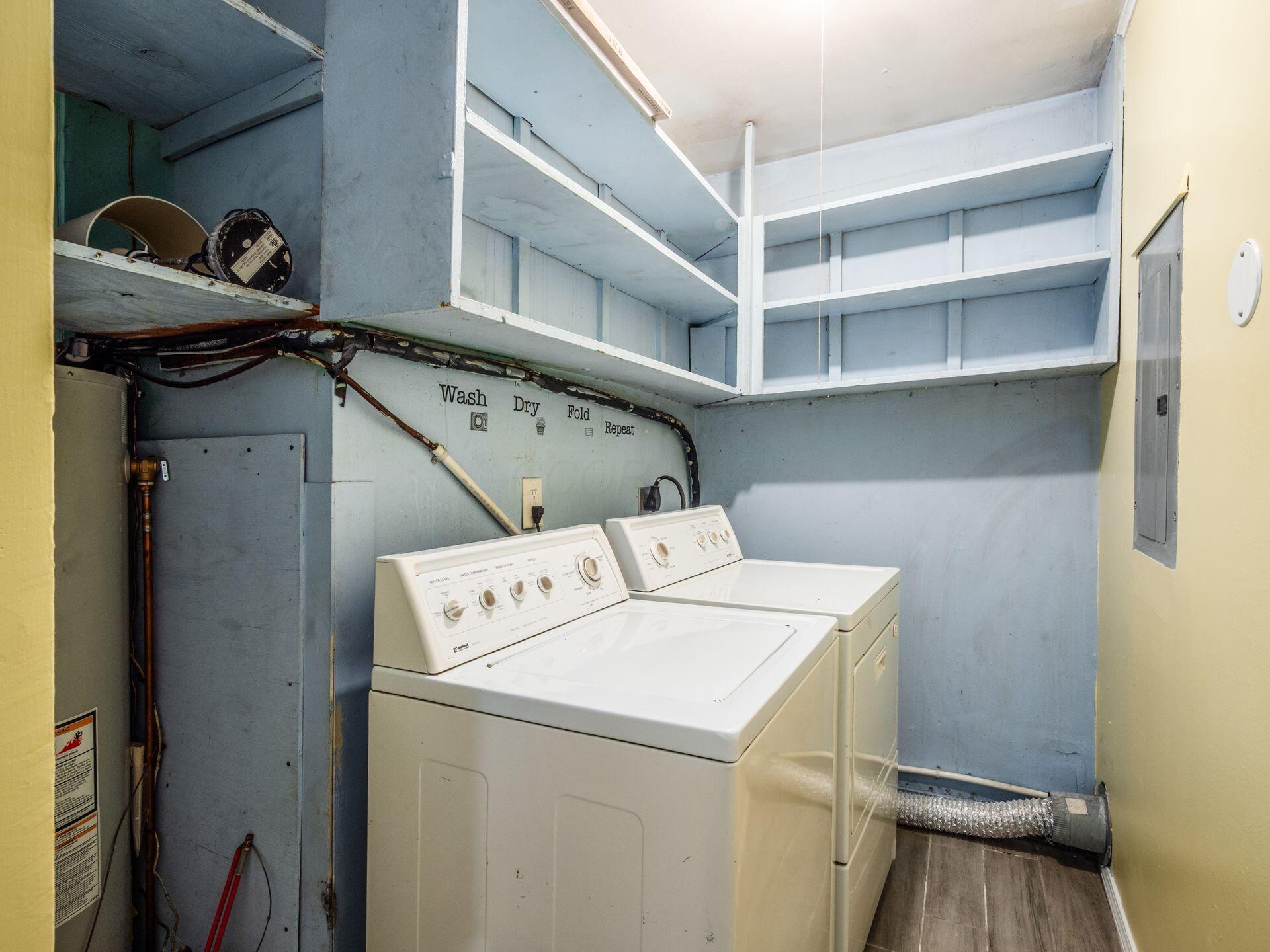 884 Bruckner Road, Columbus