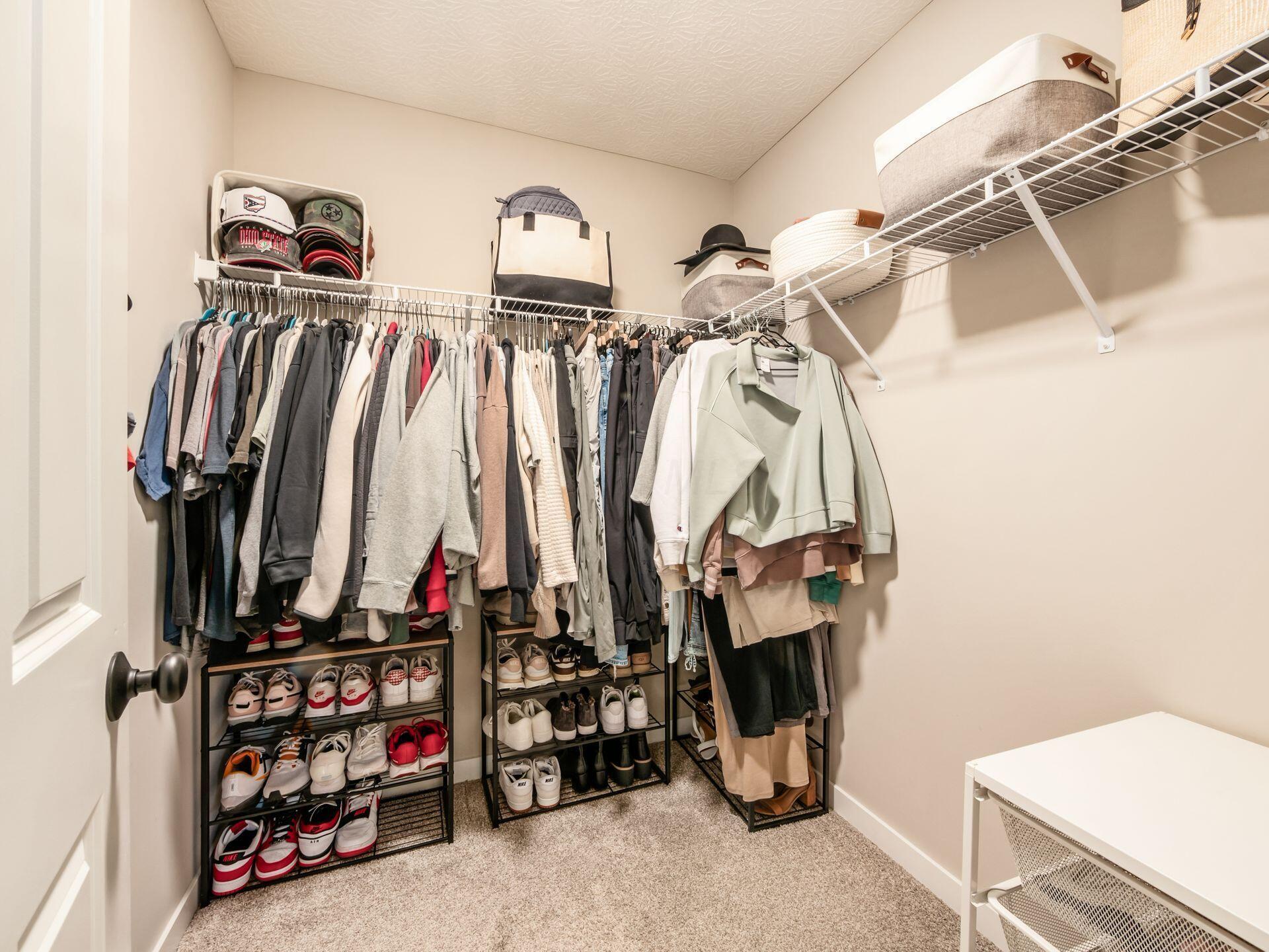 3696 Old Glory Loop, Powell