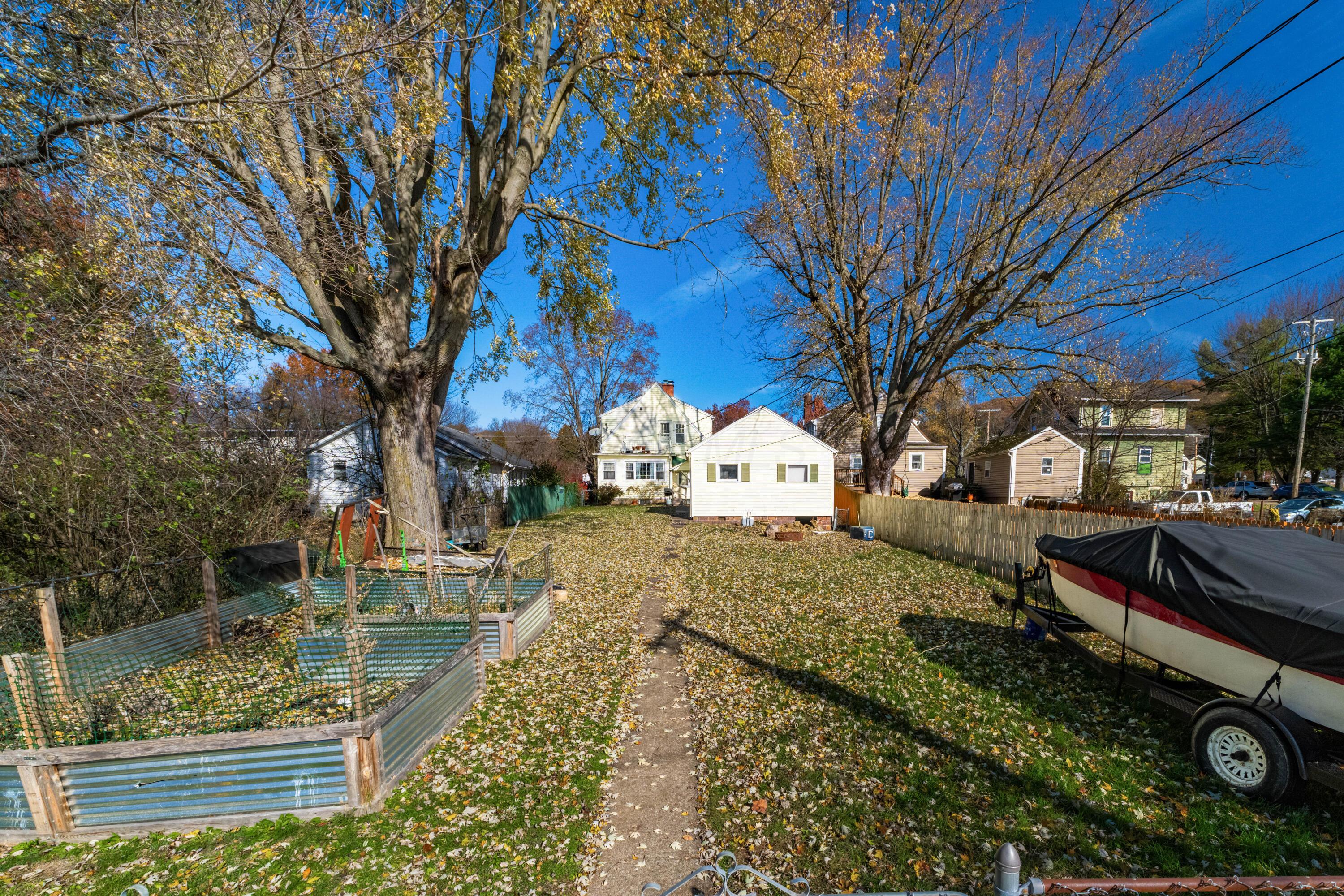 1511 N Columbus Street, Lancaster