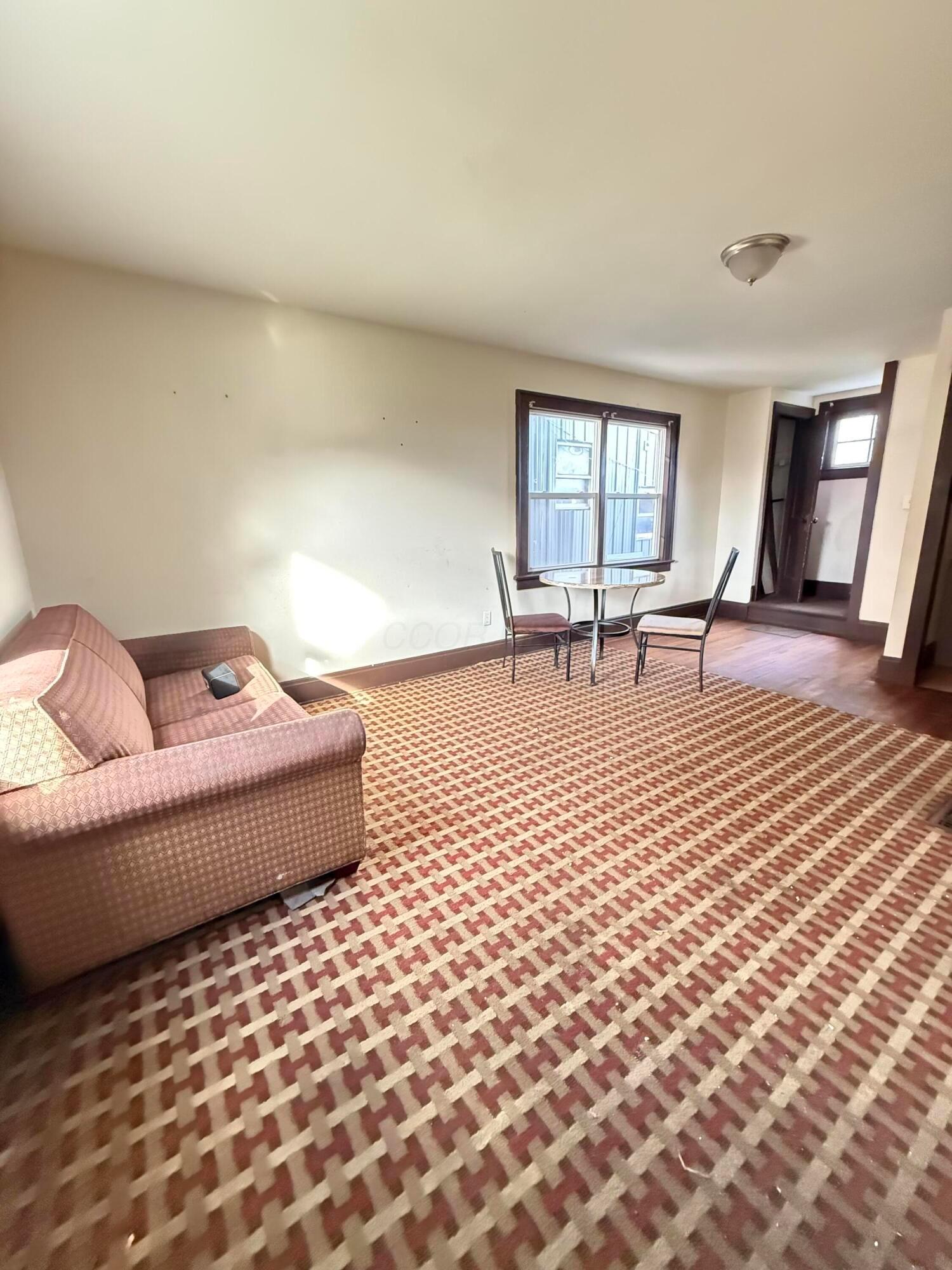 1112 Peters Avenue, Columbus