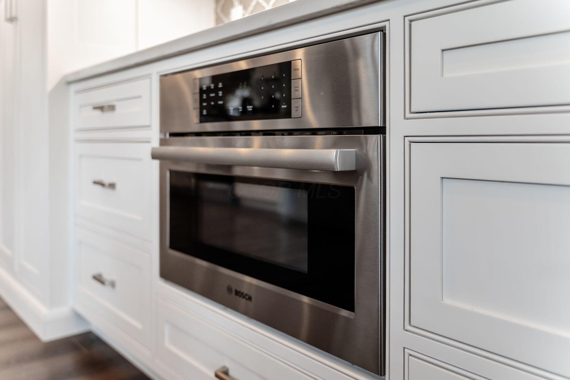 2160 Pleasant Colony Drive, Lewis Center