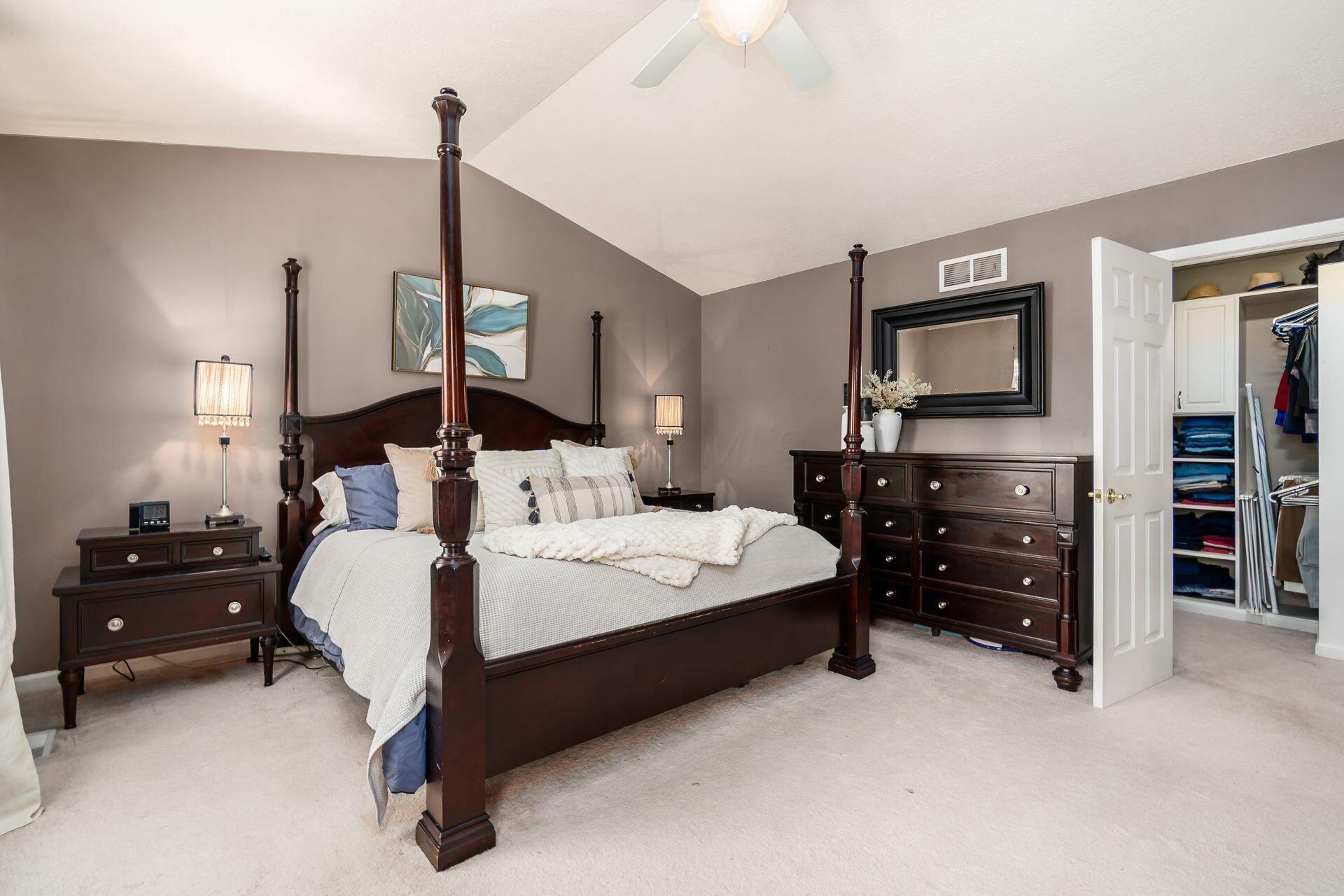 2160 Pleasant Colony Drive, Lewis Center