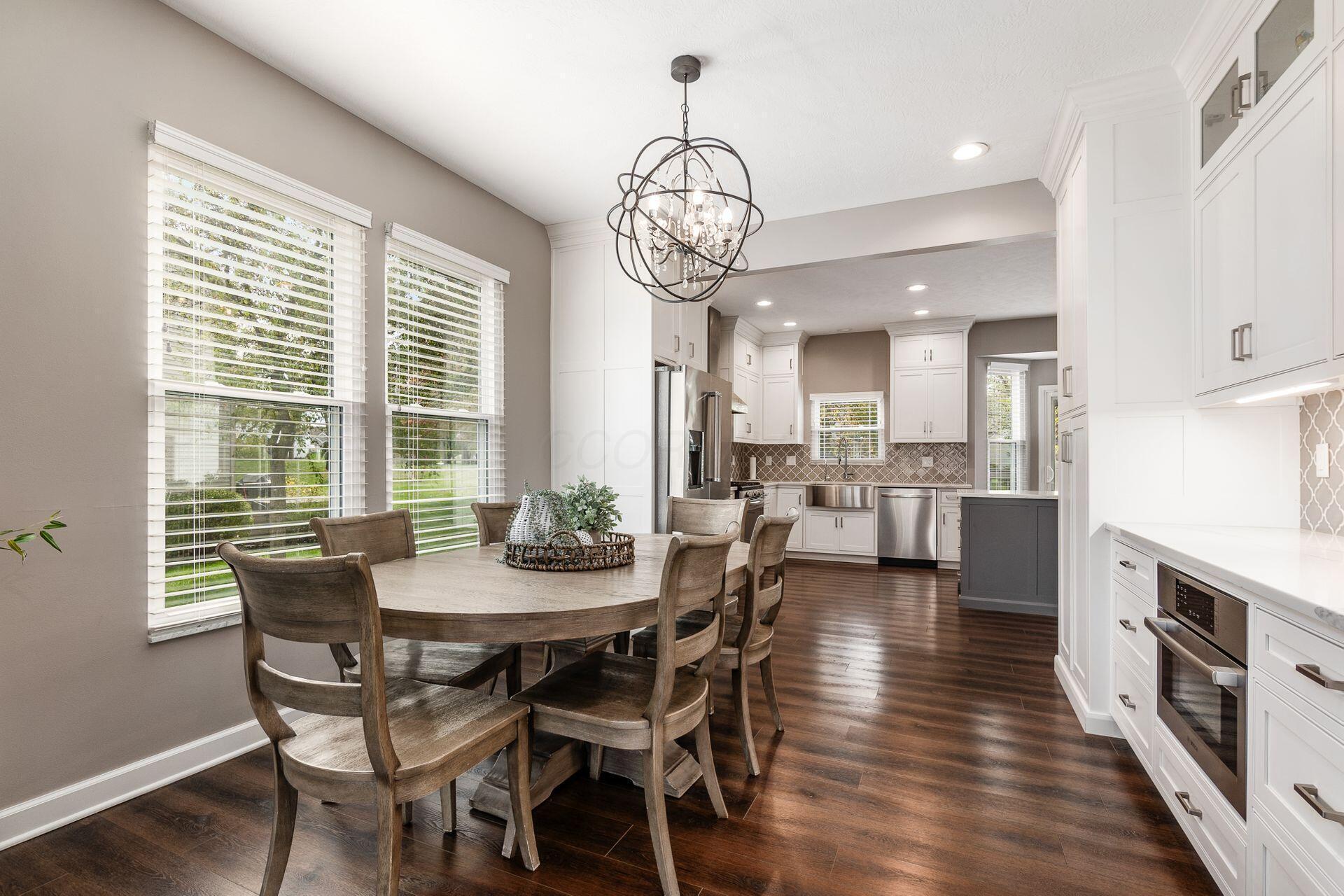 2160 Pleasant Colony Drive, Lewis Center