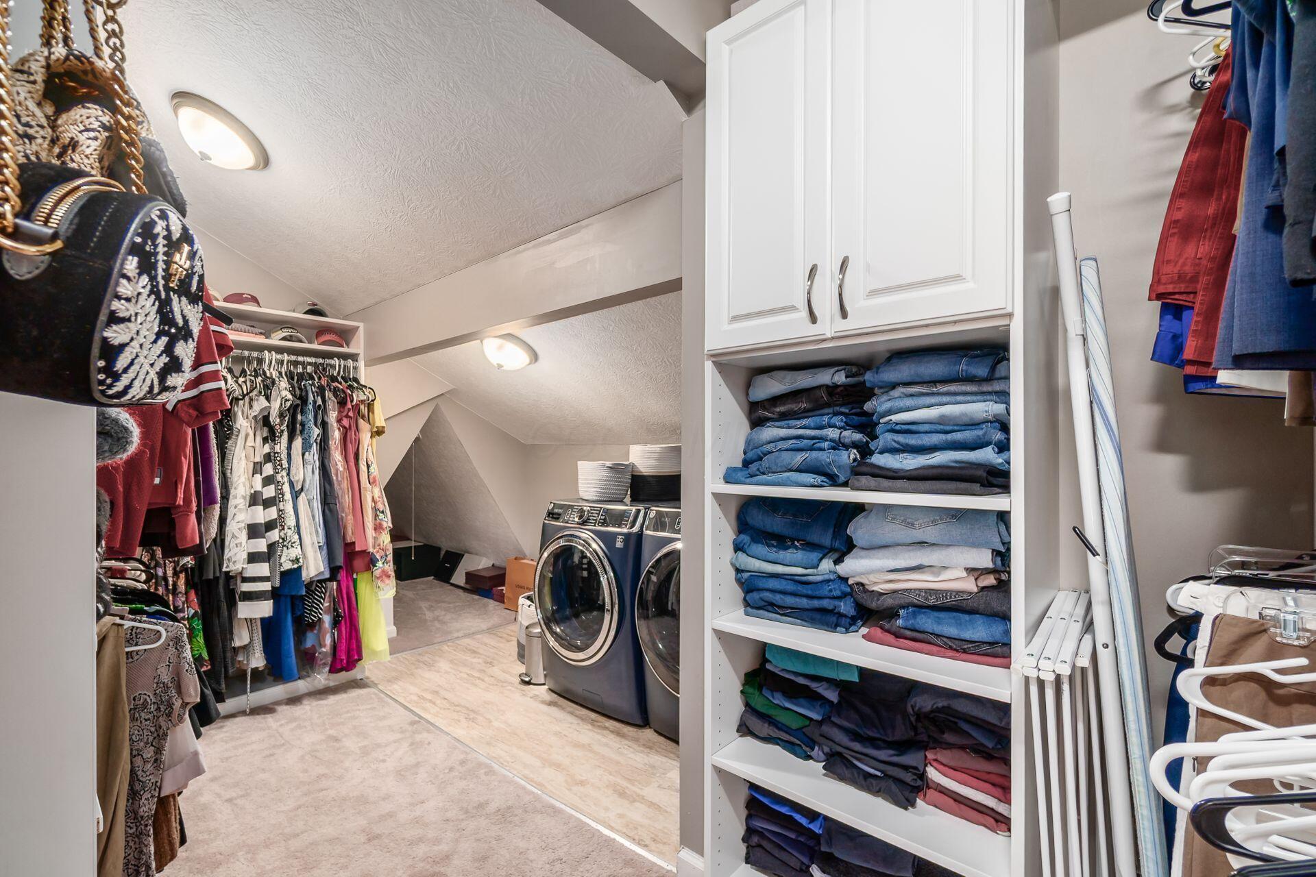 2160 Pleasant Colony Drive, Lewis Center