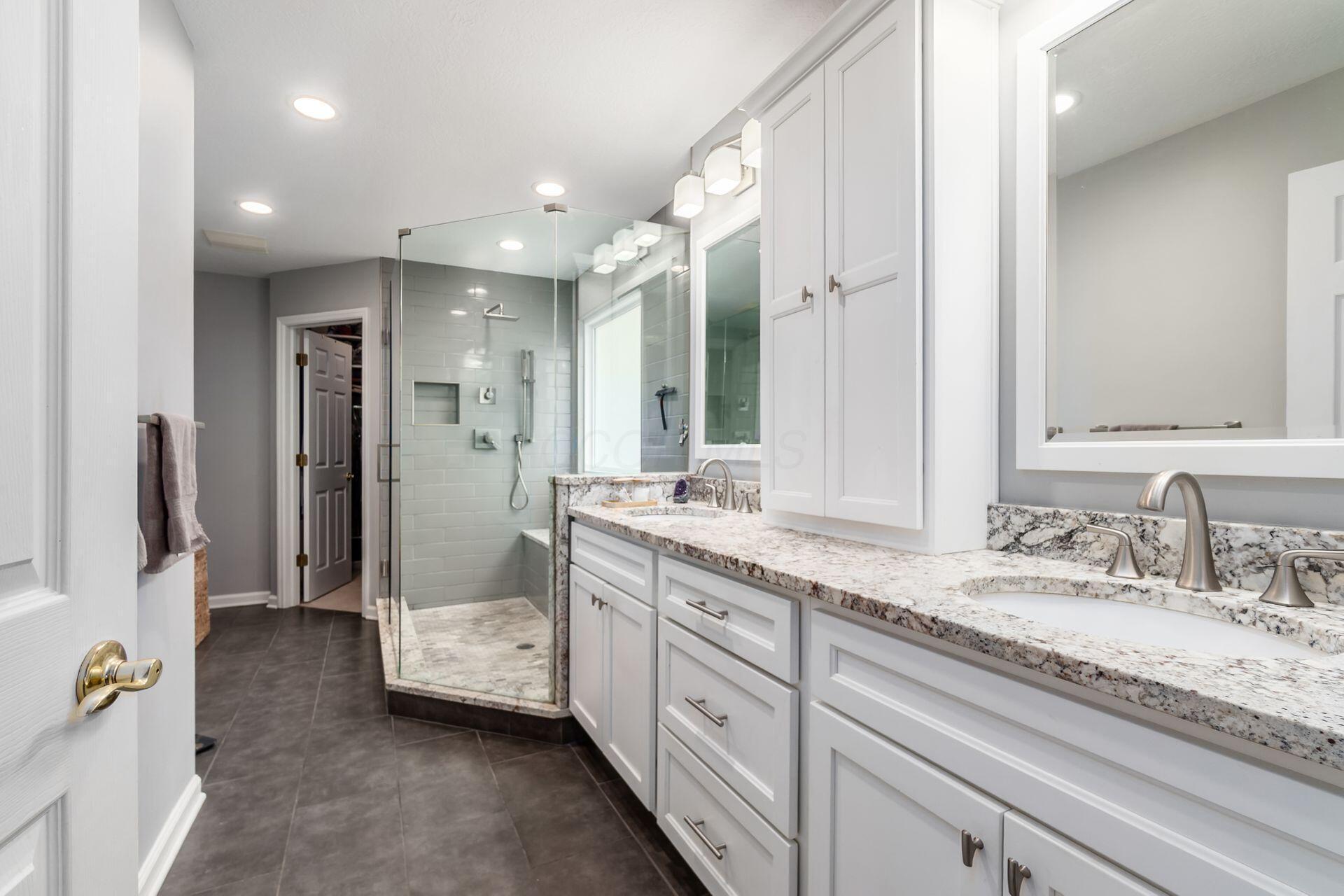 2160 Pleasant Colony Drive, Lewis Center