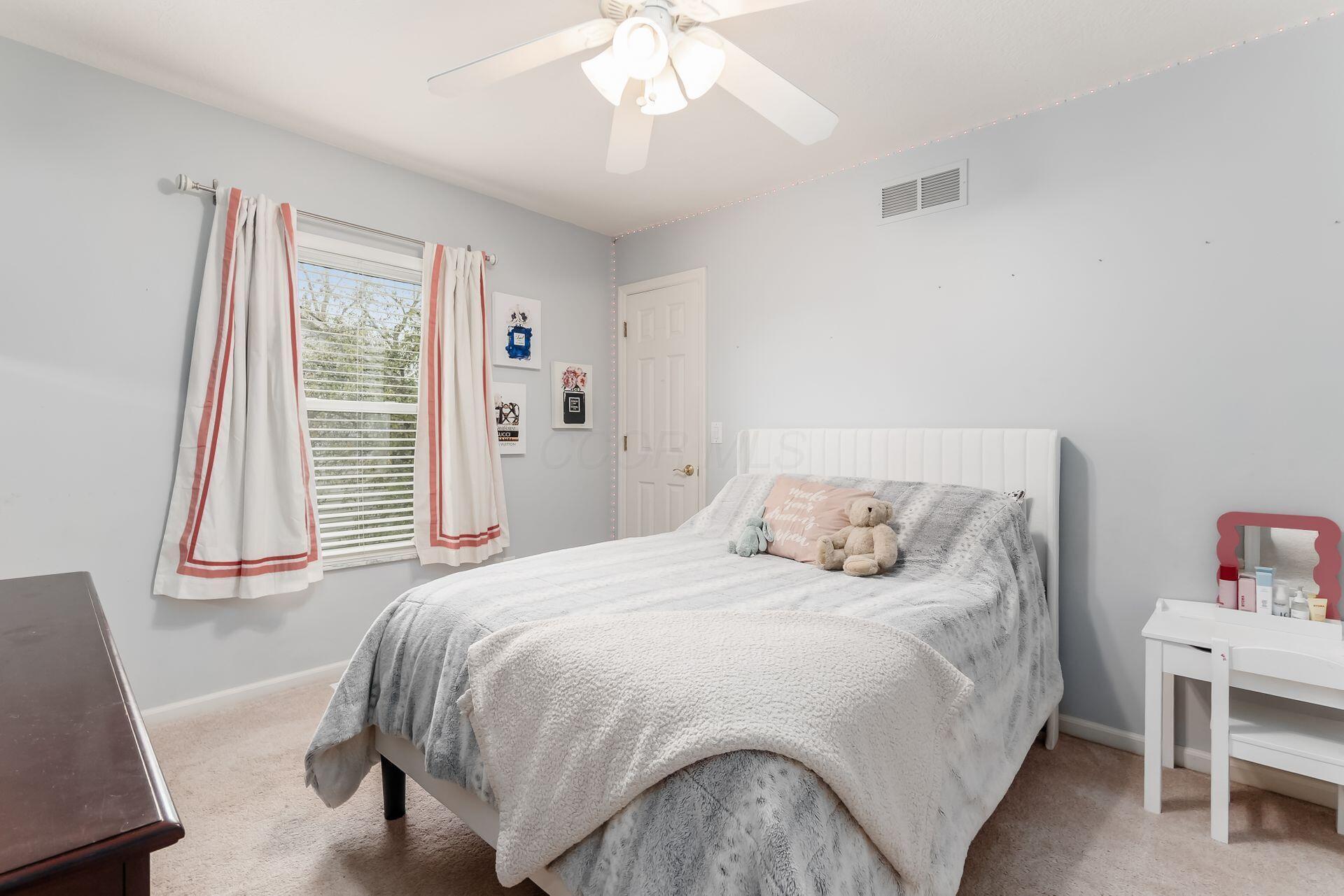 2160 Pleasant Colony Drive, Lewis Center