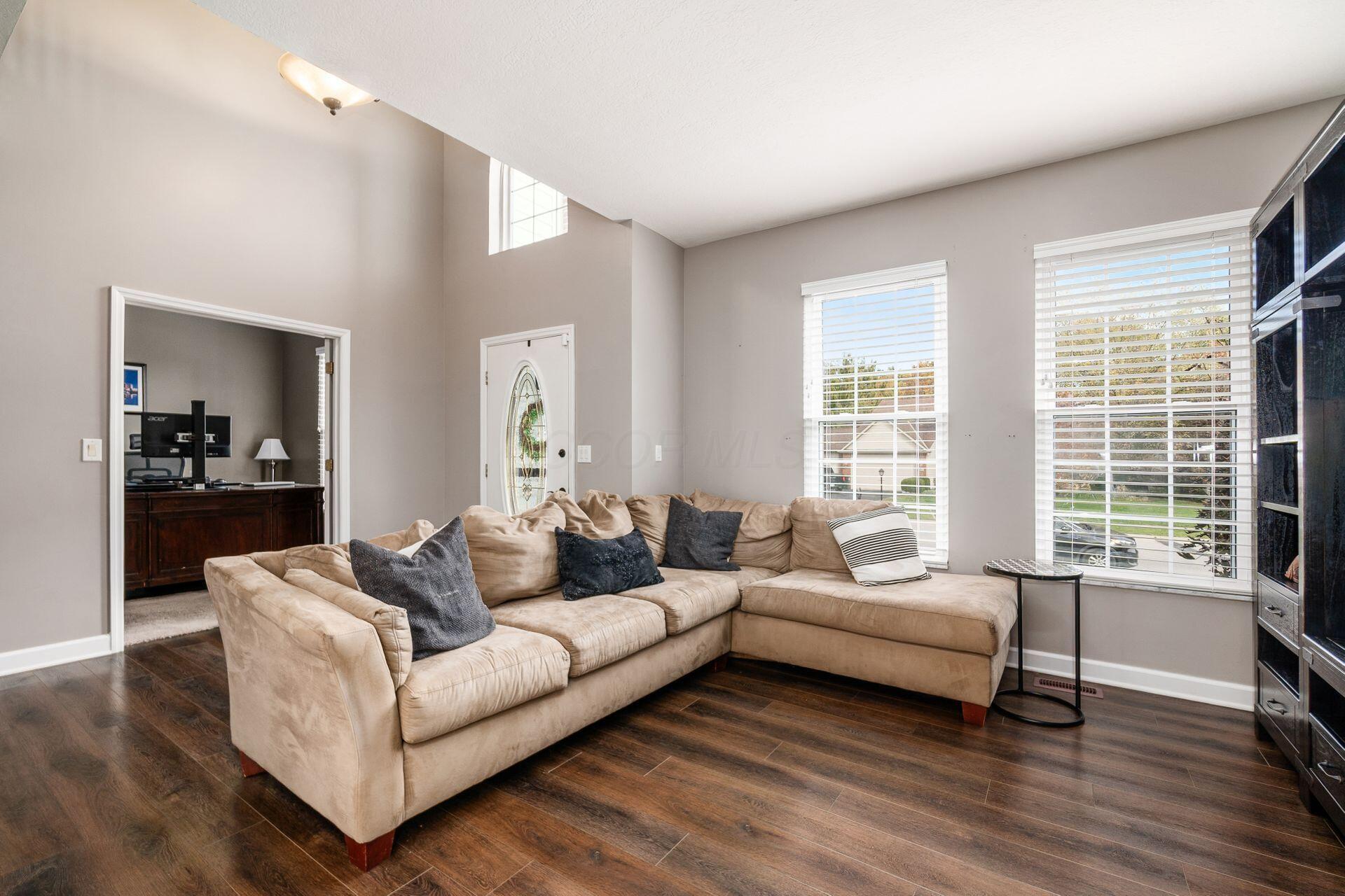 2160 Pleasant Colony Drive, Lewis Center