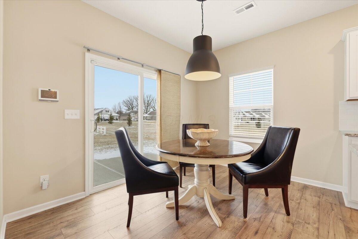 279 Mannaseh Drive W