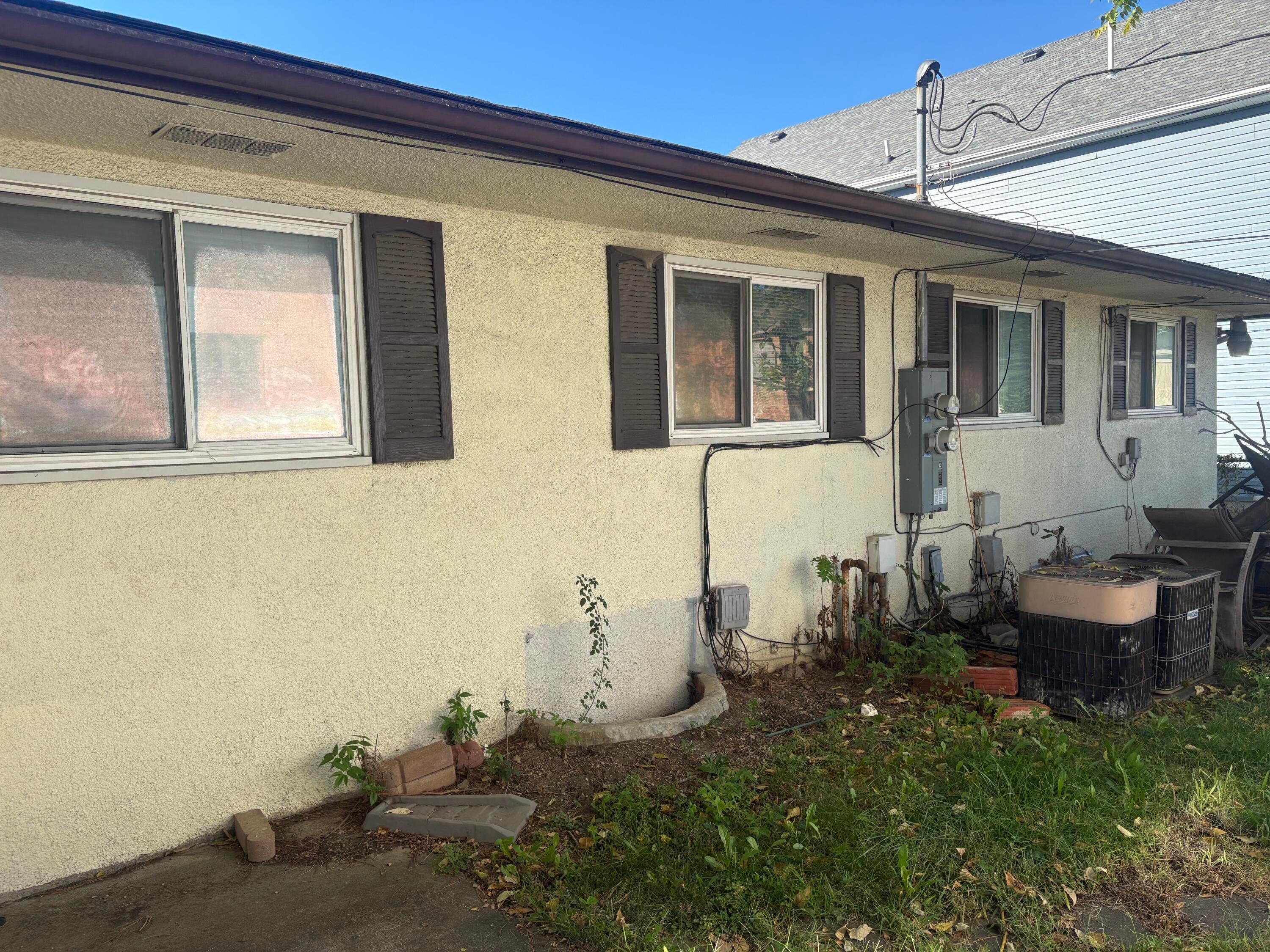 1288-1292 E 19th Avenue