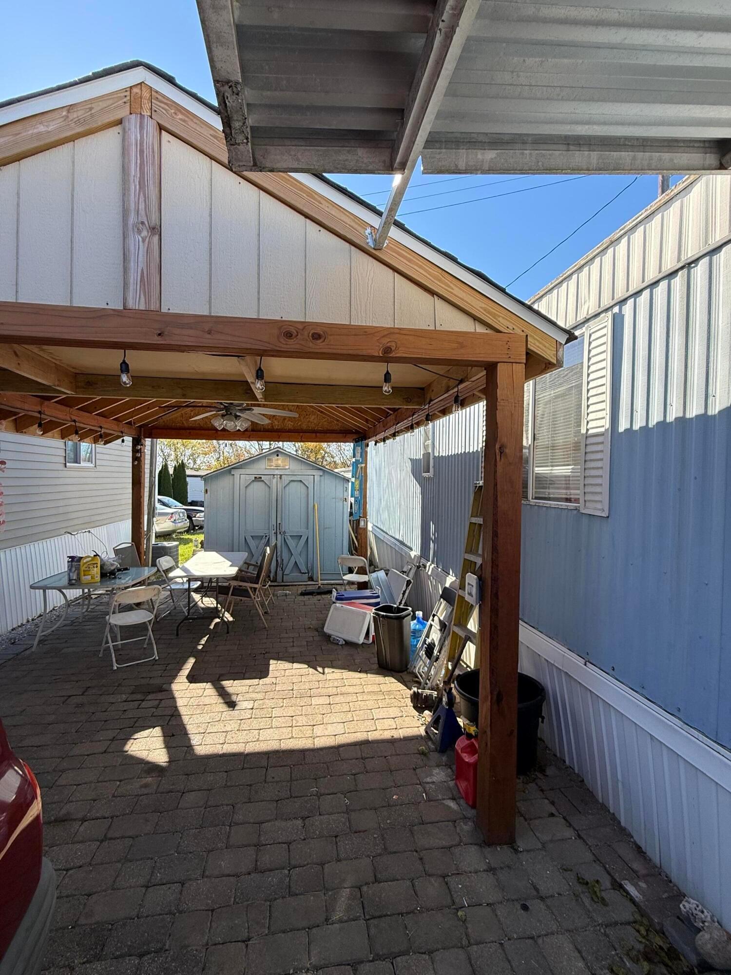 4715 Sullivant Avenue, 46