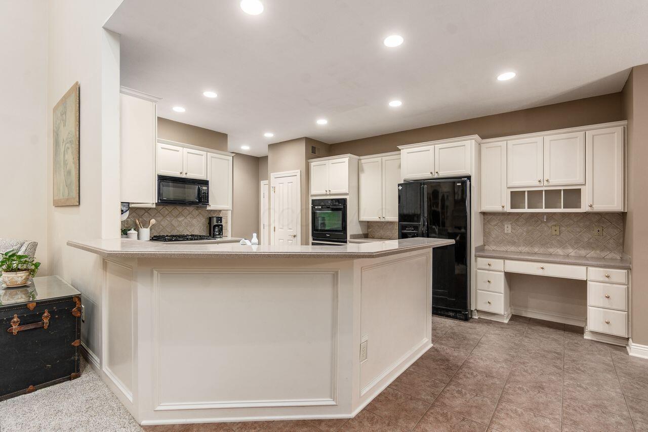8255 Harvest Wind Drive