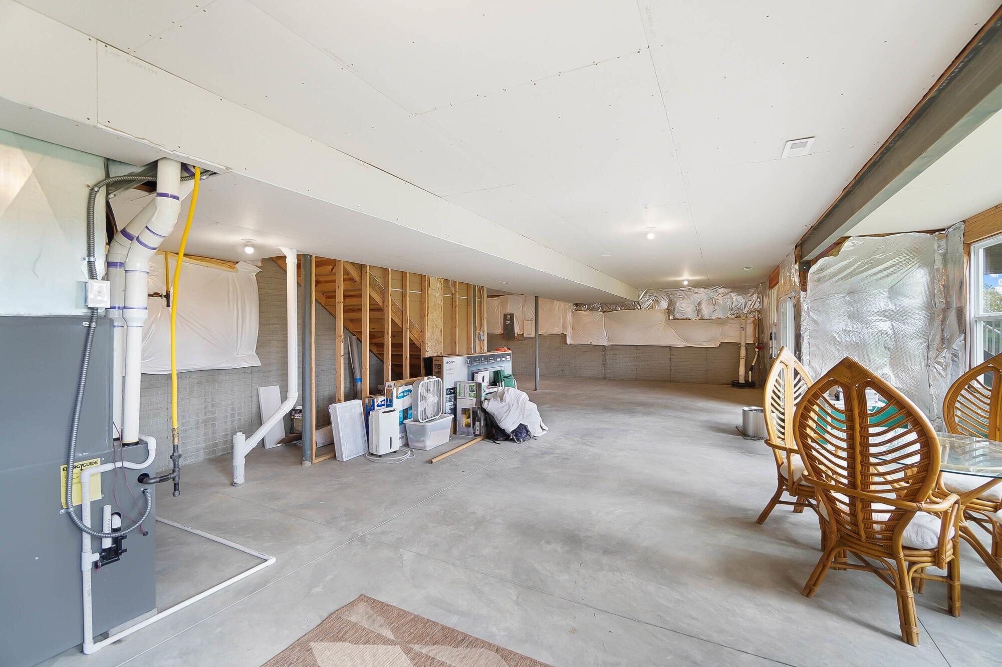 1199 Ravine View Drive