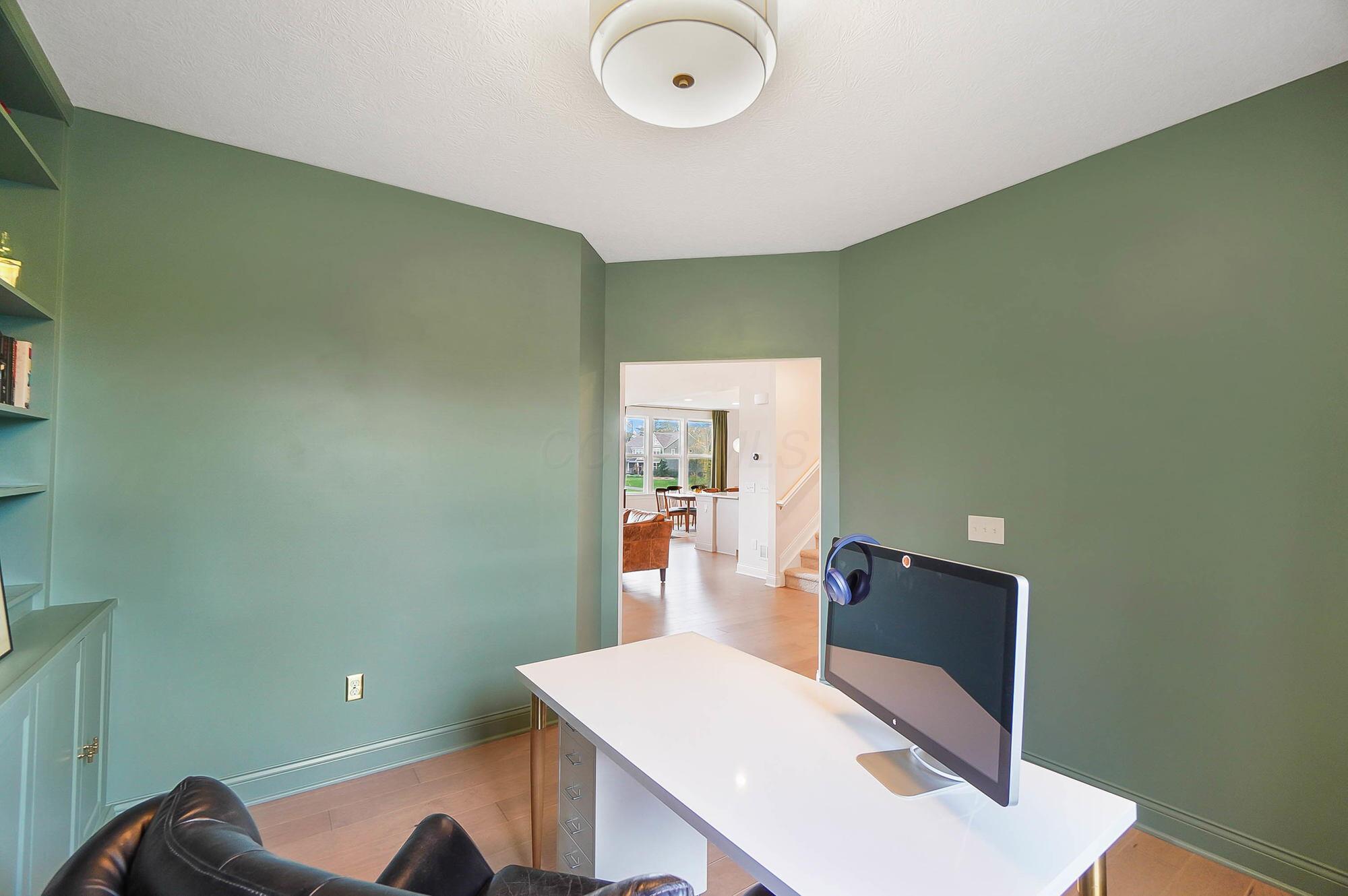 1199 Ravine View Drive