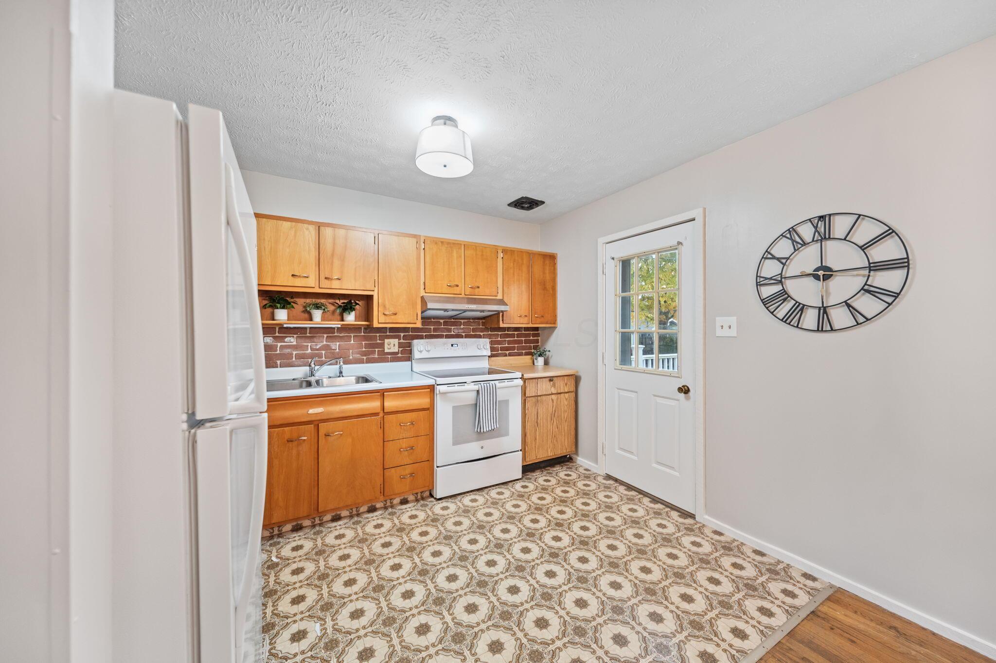 1047 Mulberry Road