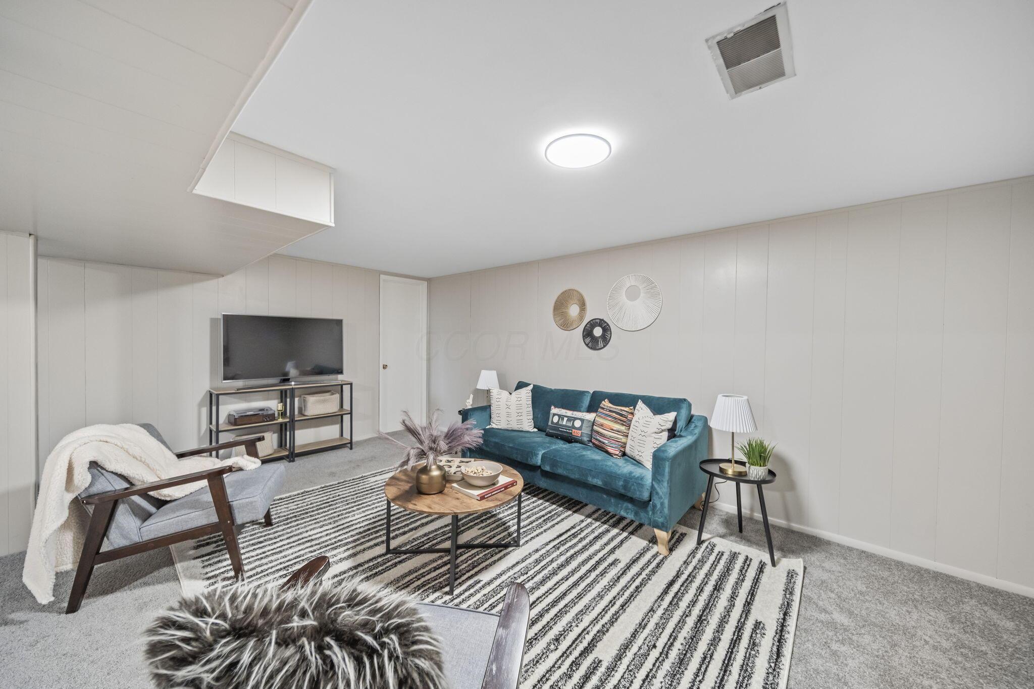 1047 Mulberry Road