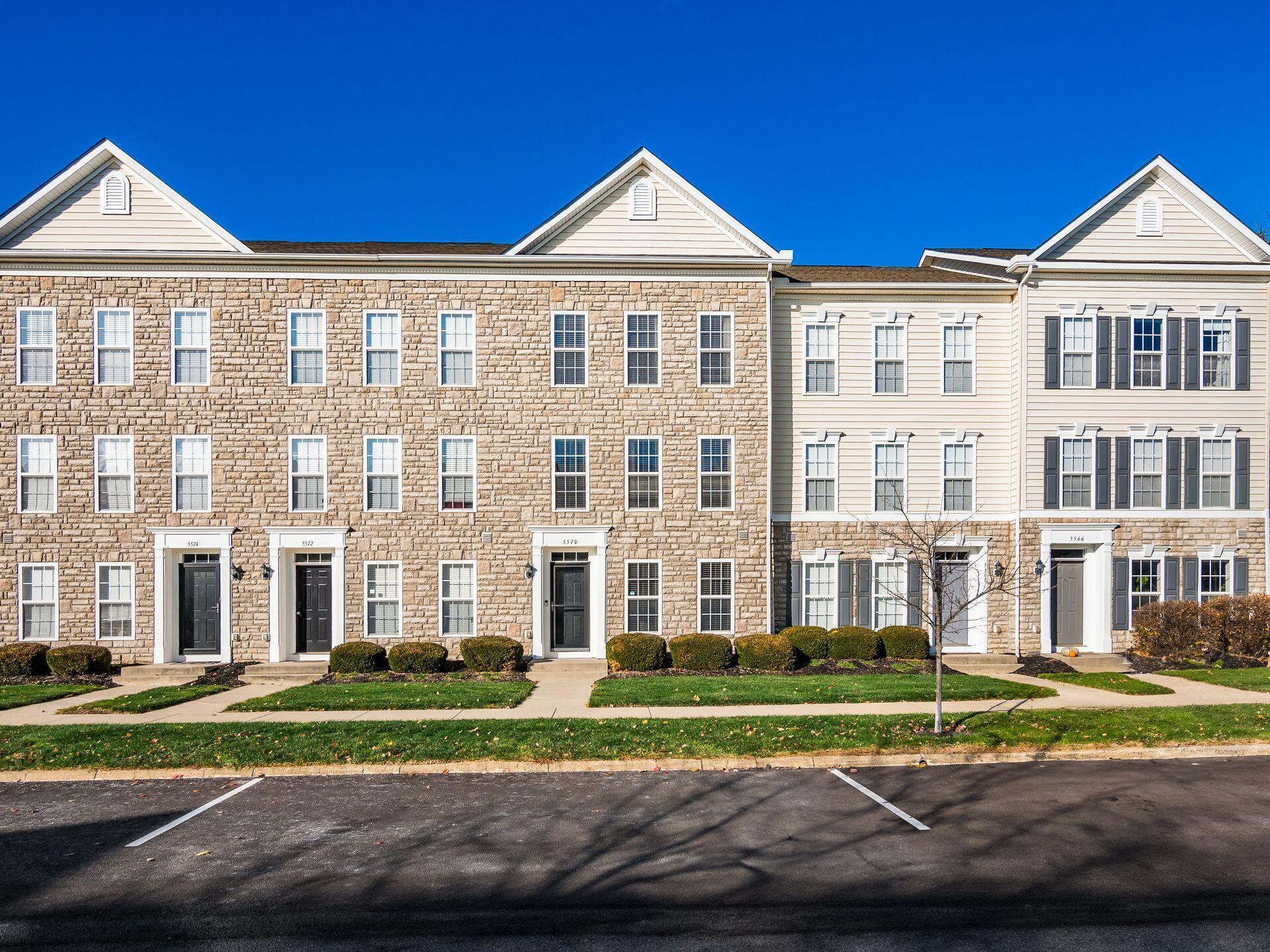 5570 Middle Falls Street, 52