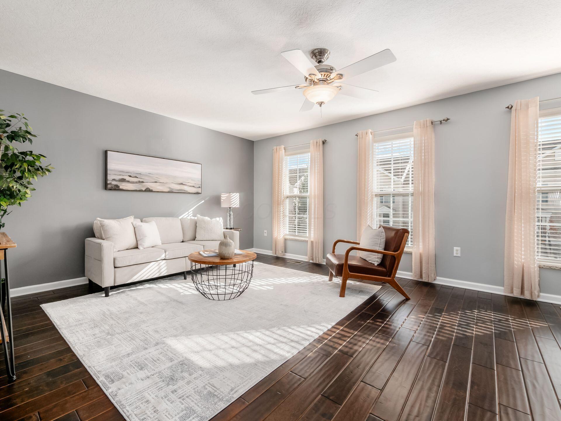 5570 Middle Falls Street, 52