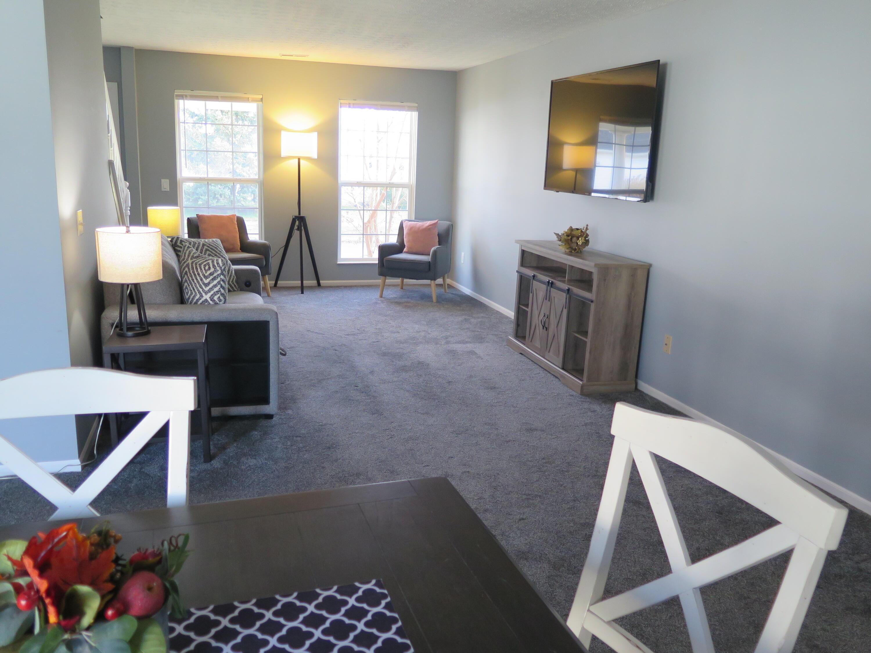 2487 Rosecrest Street