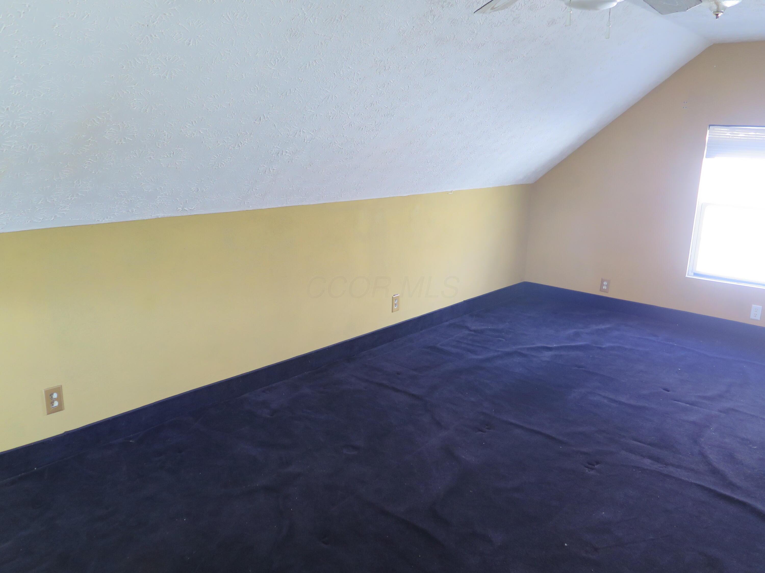 2487 Rosecrest Street