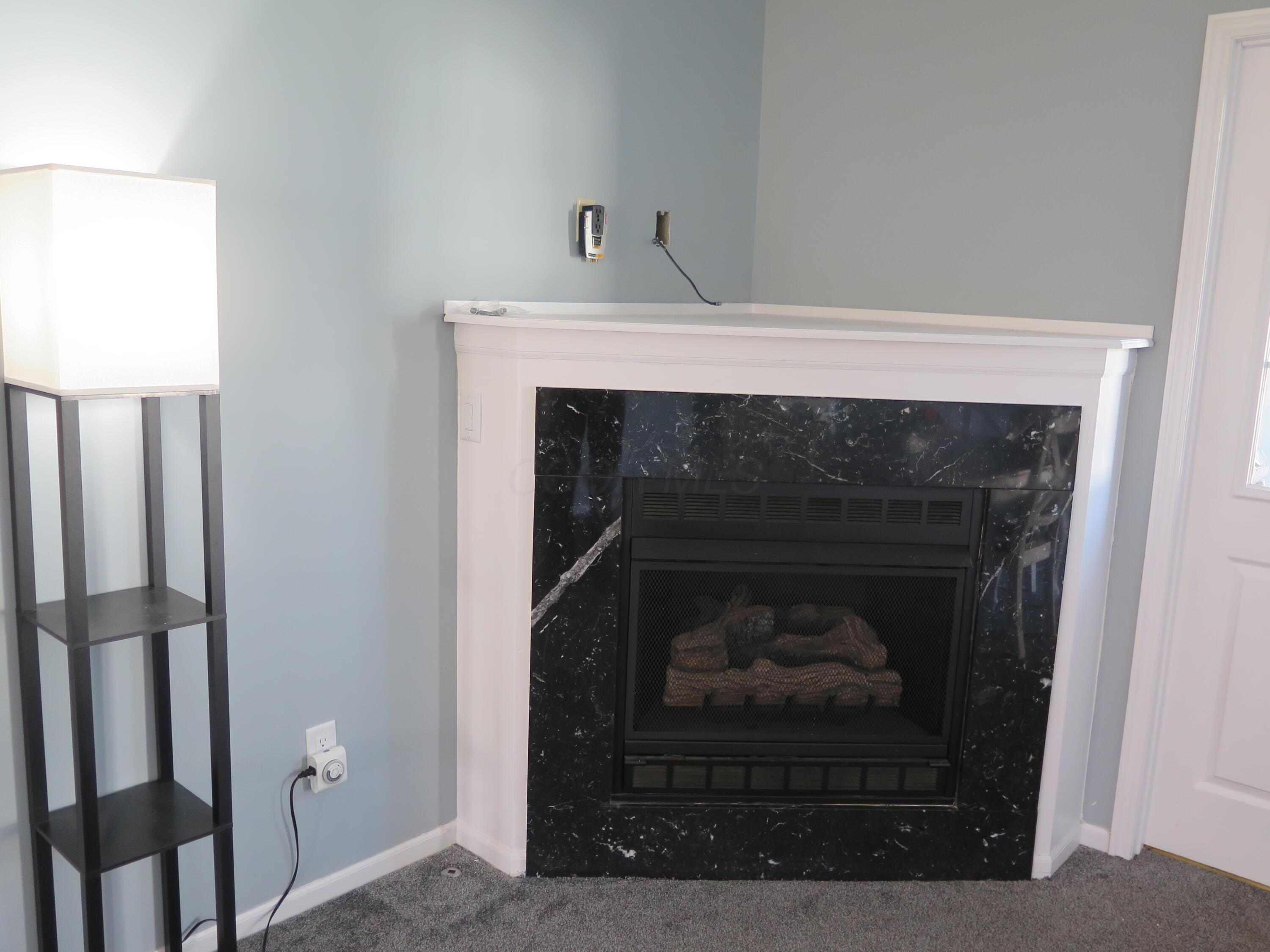 2487 Rosecrest Street