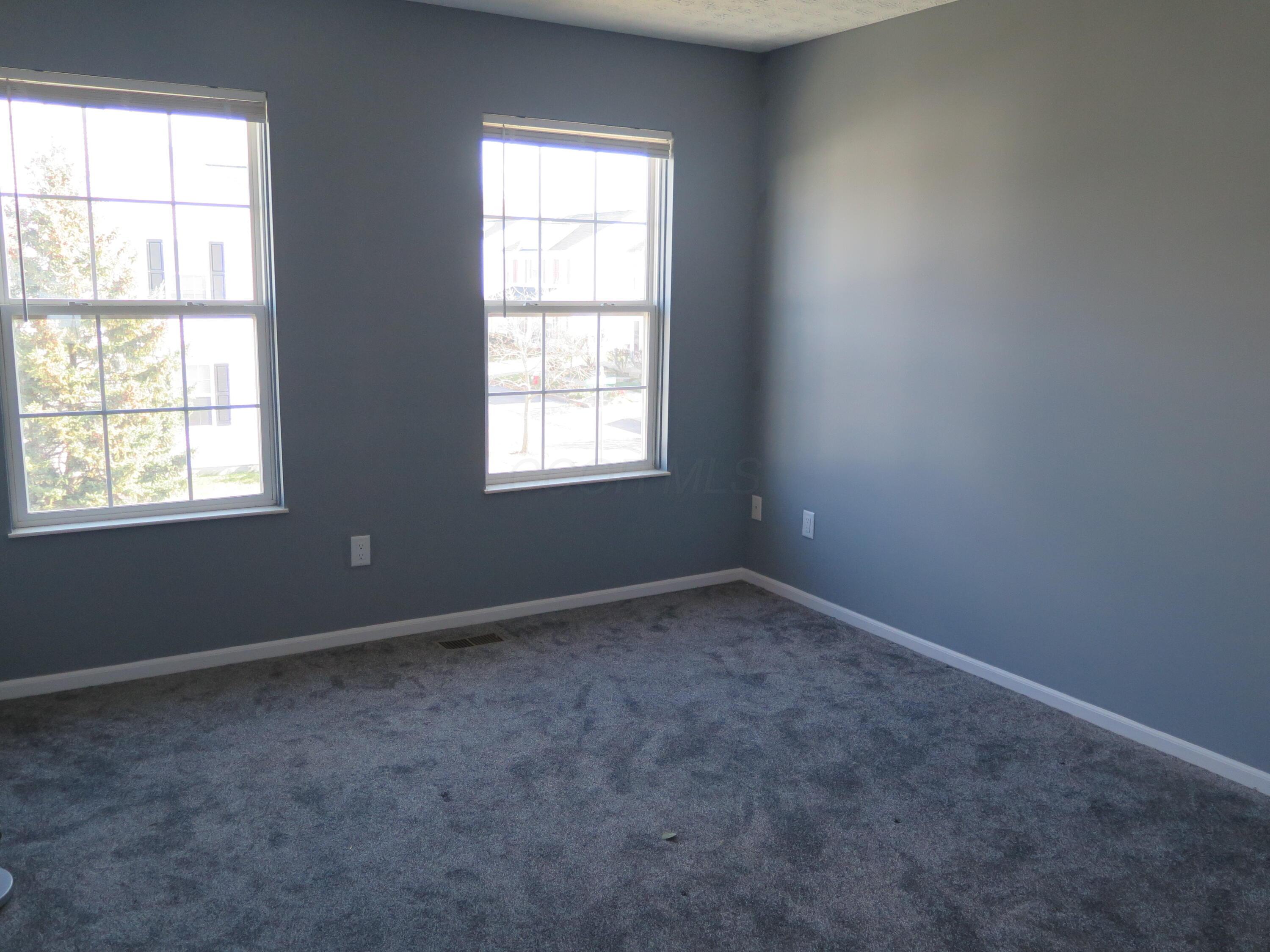 2487 Rosecrest Street