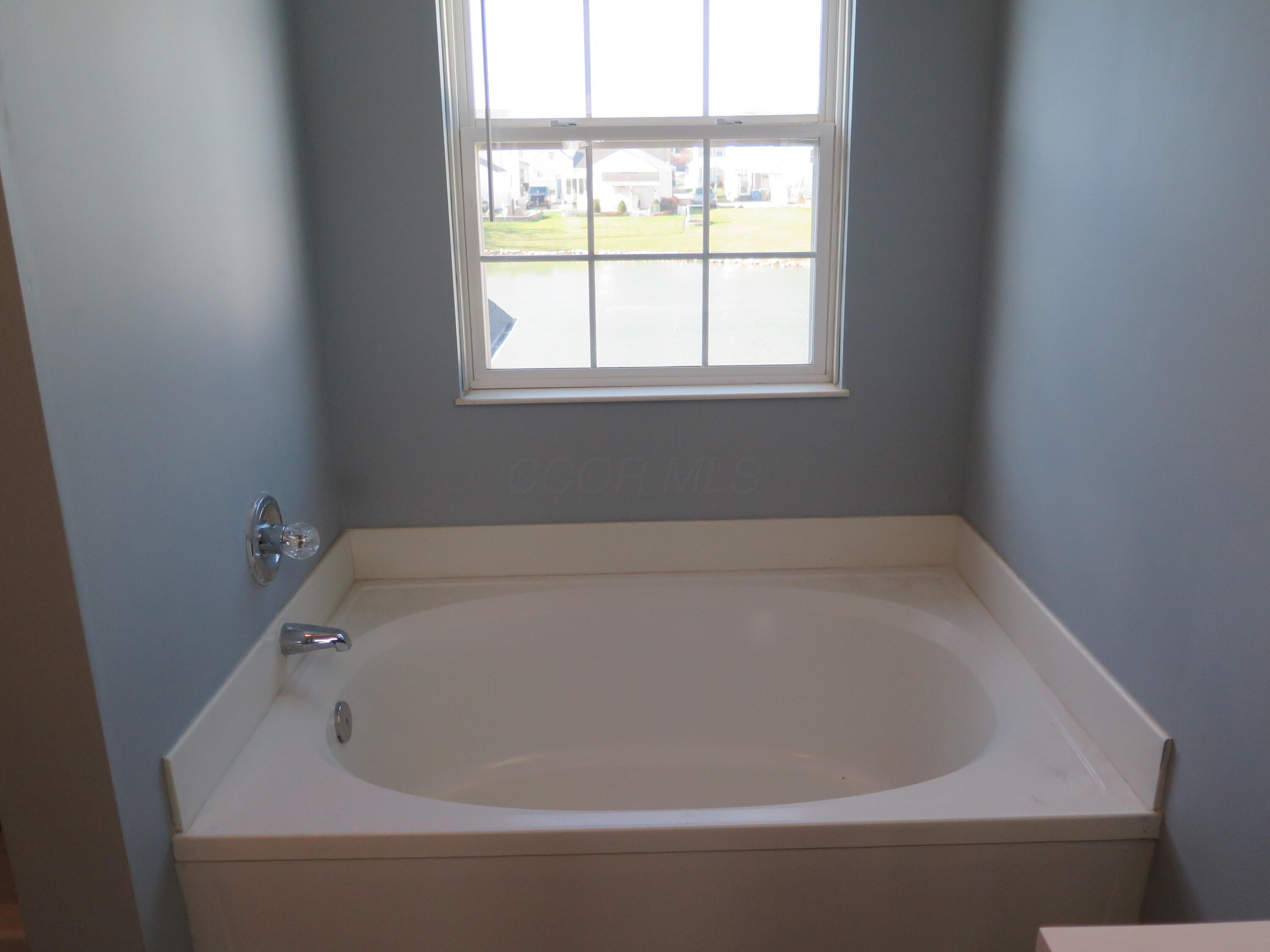 2487 Rosecrest Street