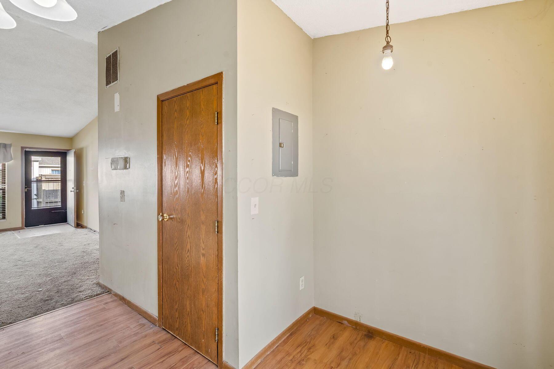 737 Plant Drive, 2C 2C