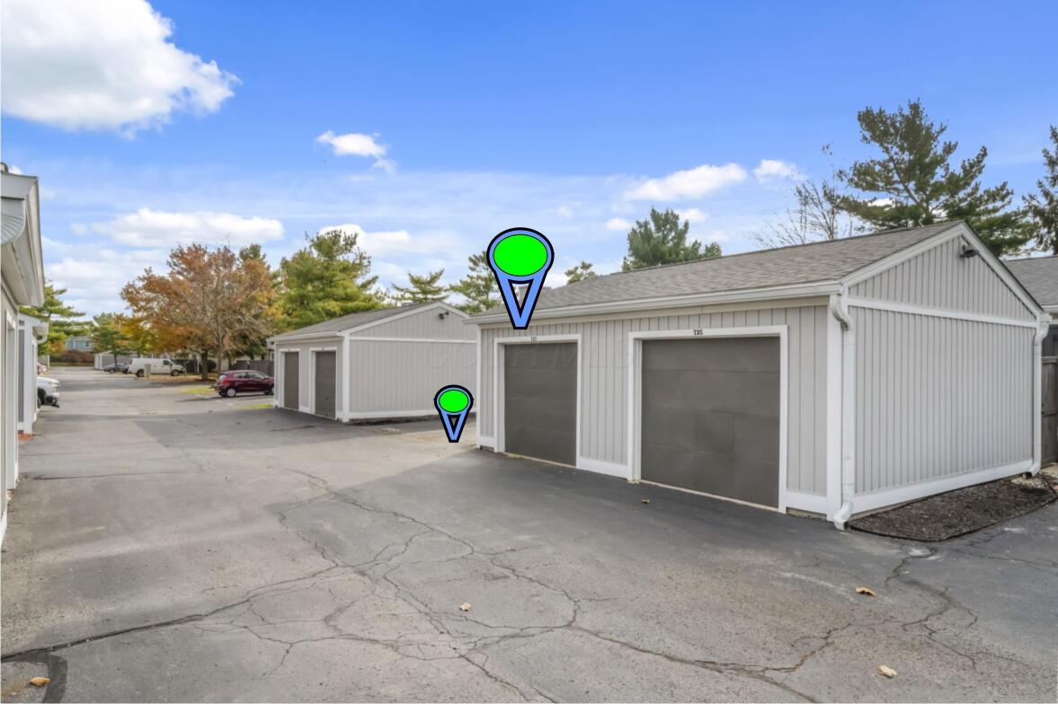 737 Plant Drive, 2C 2C