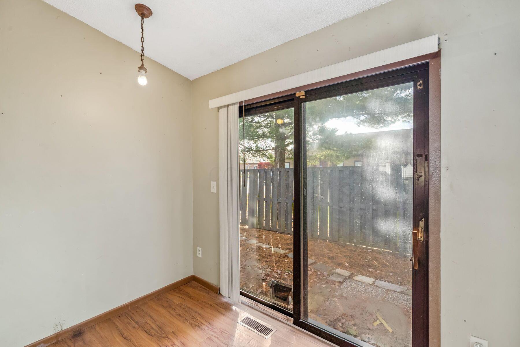 737 Plant Drive, 2C 2C