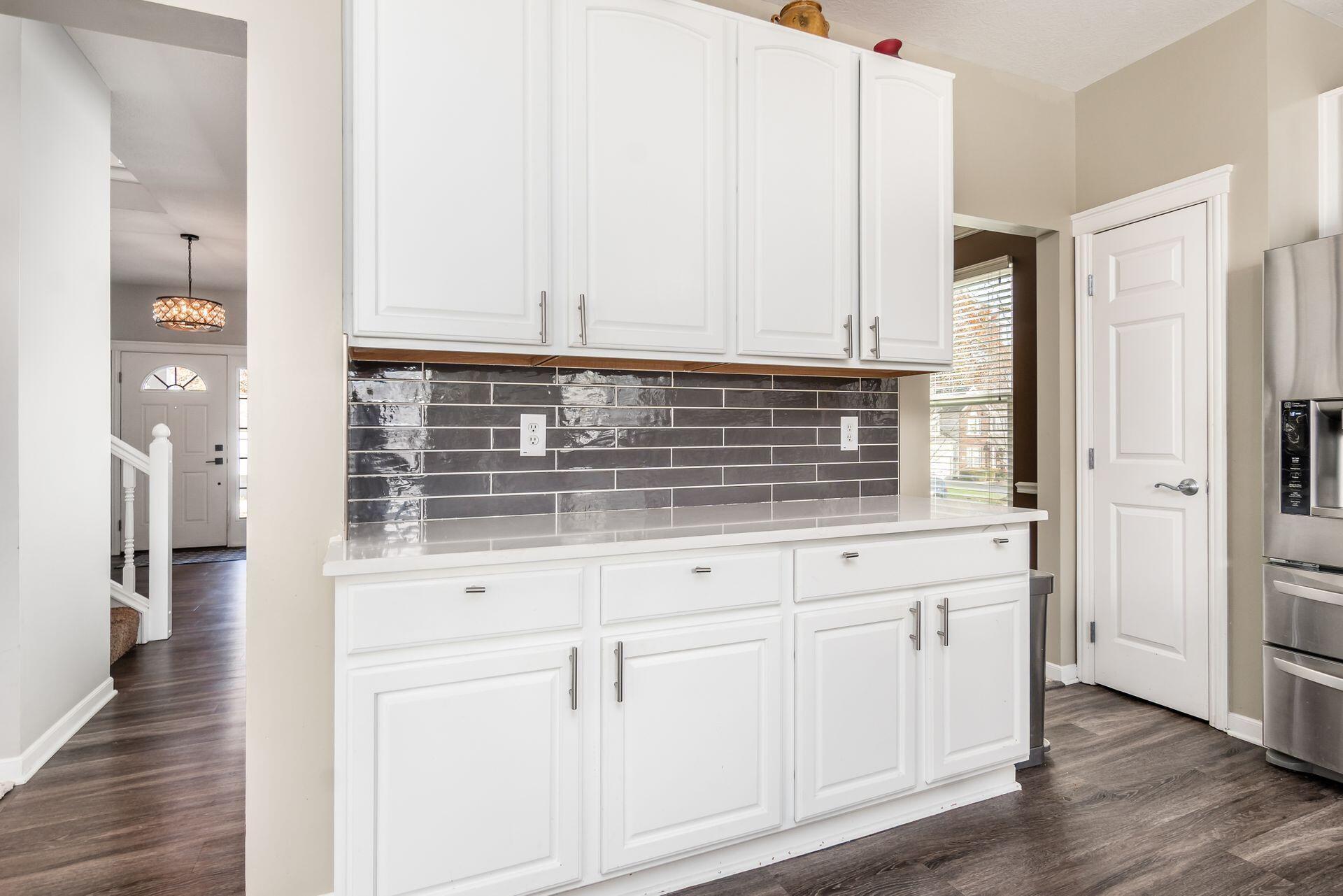 5114 Thornwood Drive