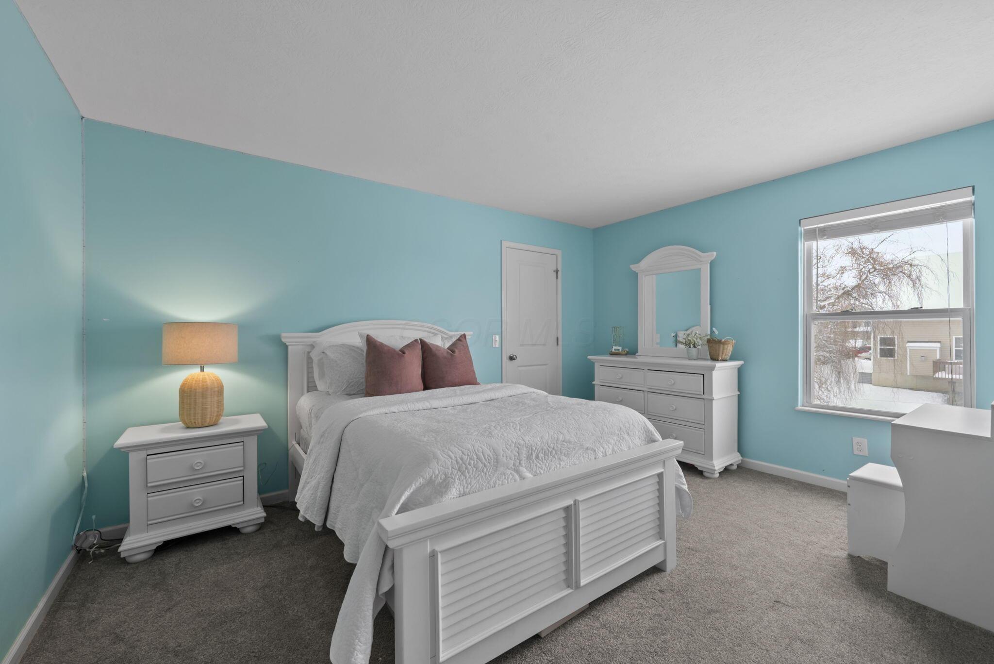 543 Sunbury Meadows Drive