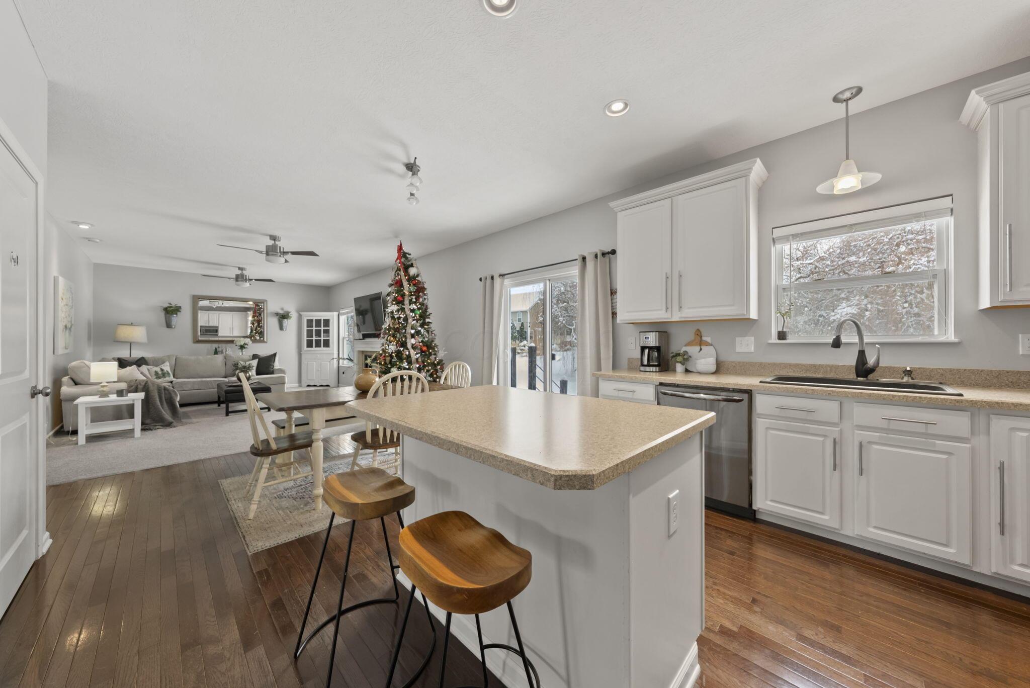 543 Sunbury Meadows Drive